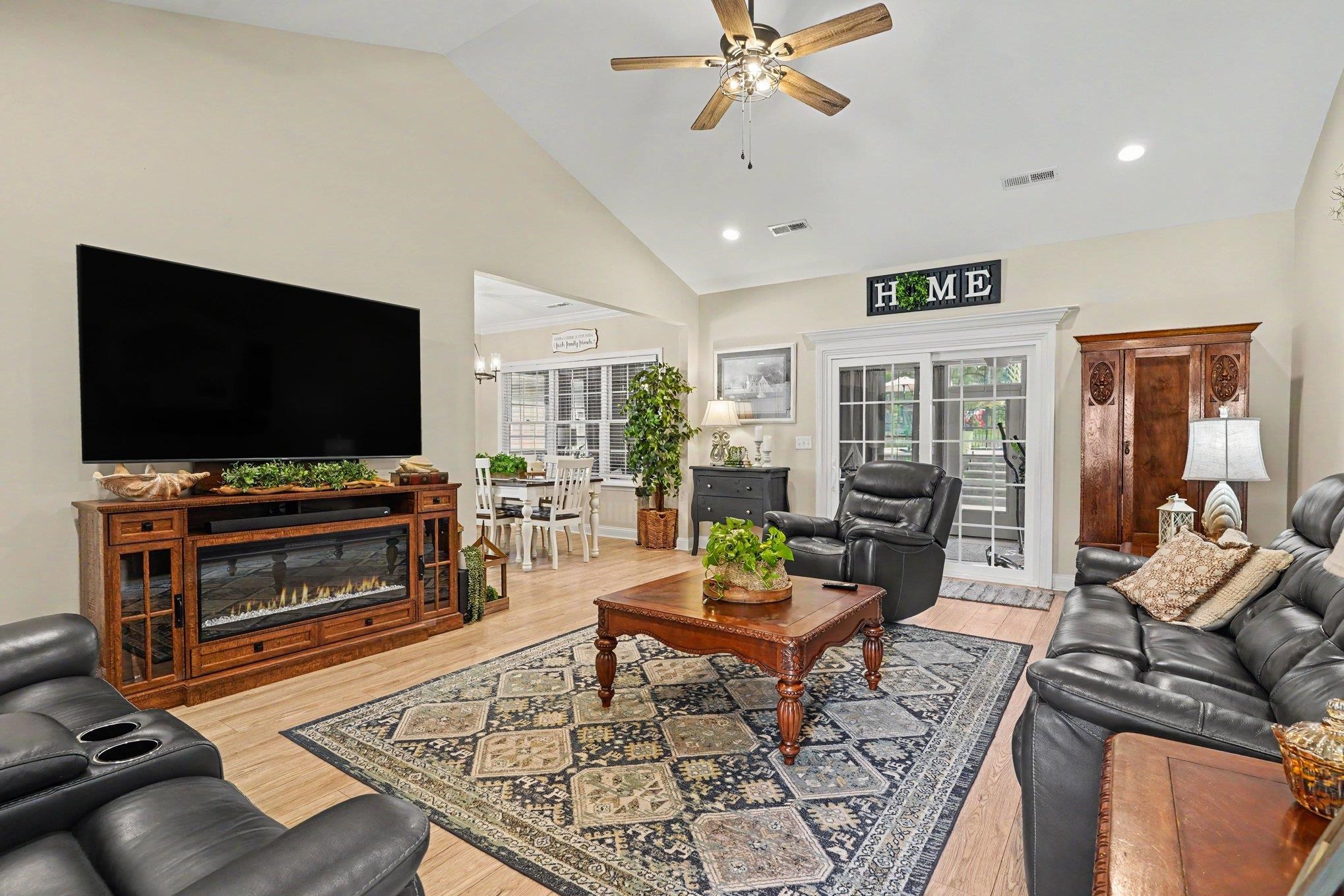 552 Timber Creek Dr.