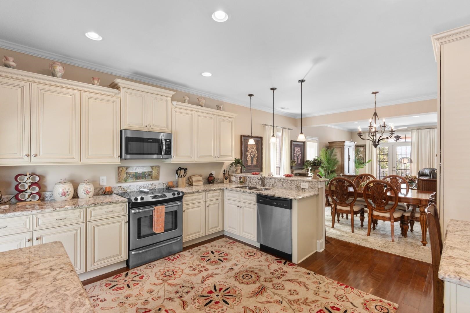 1605 N Dogwood Dr.
