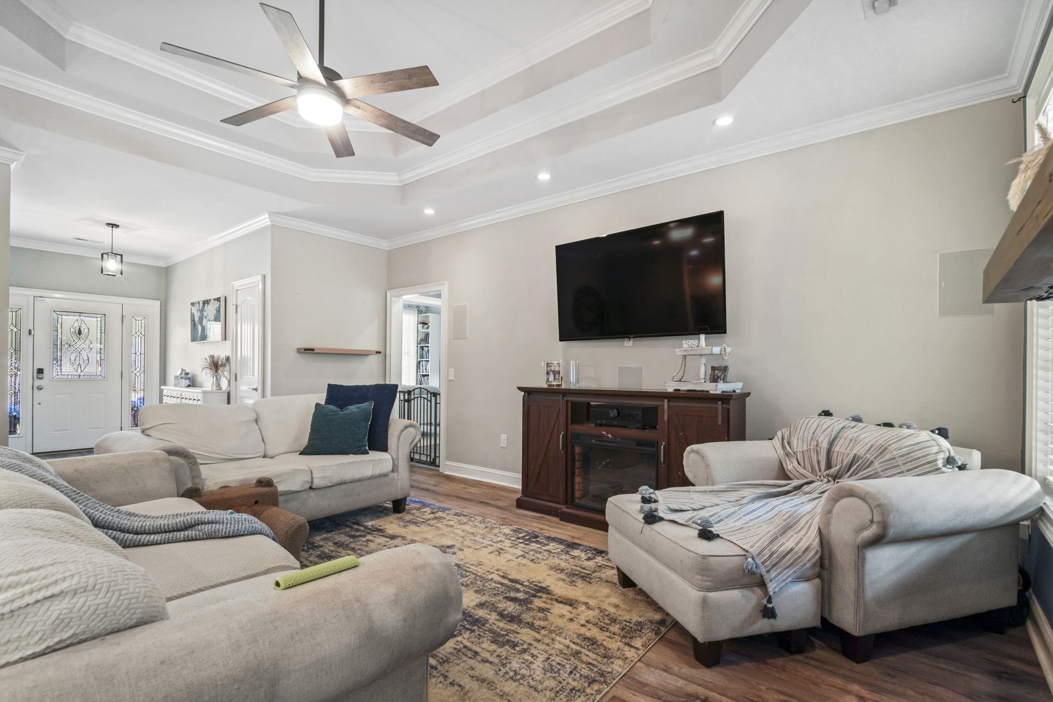 2589 Long Avenue Ext.