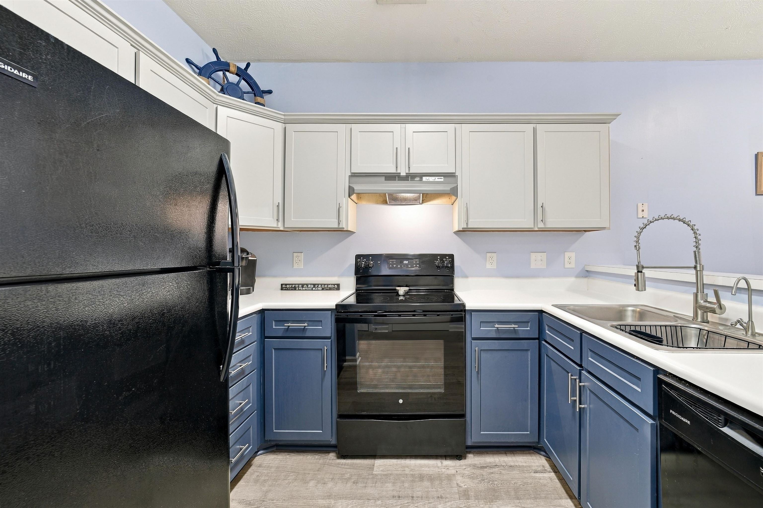 498 River Oaks Dr. 59H