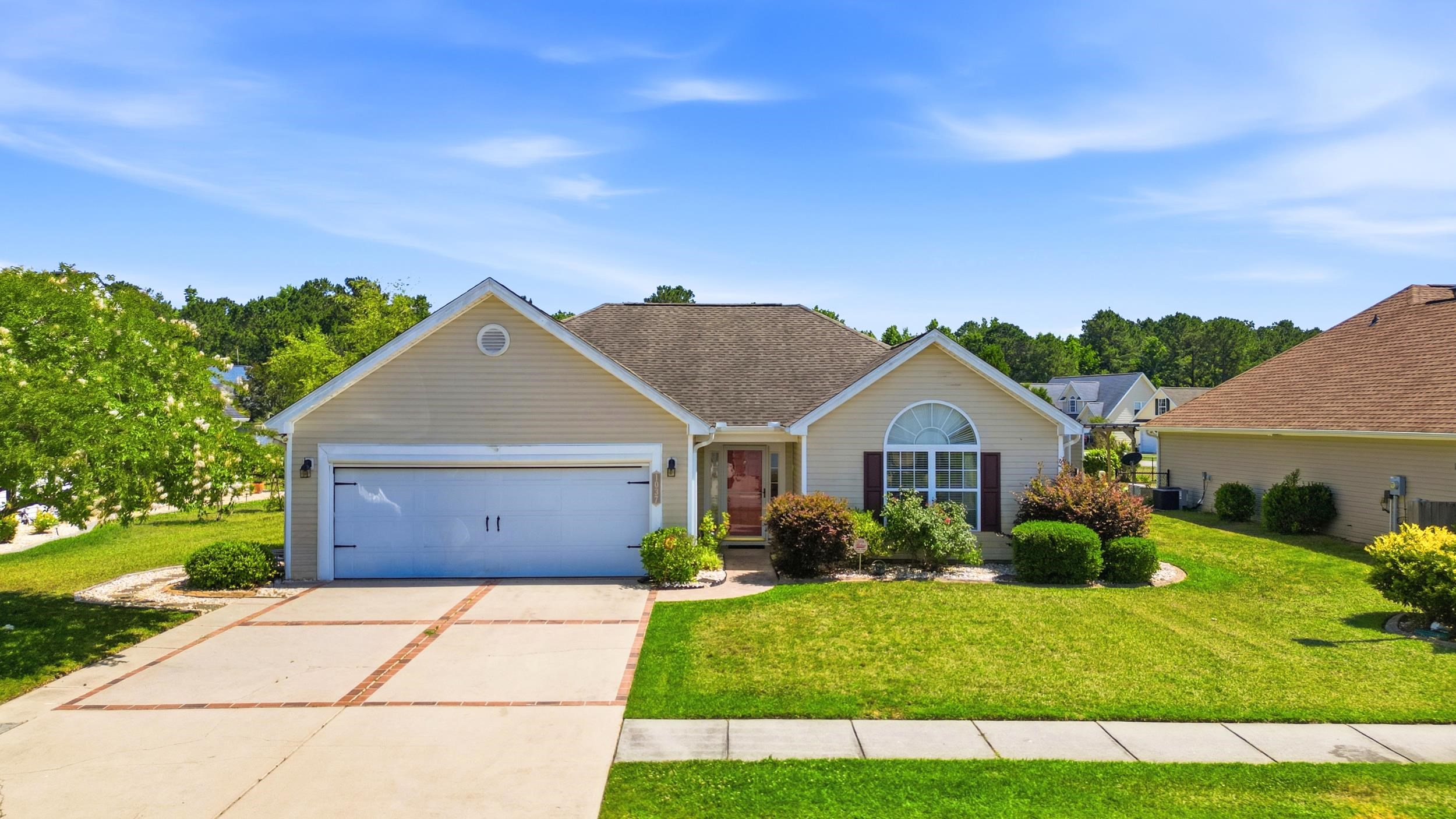 1037 Pecan Grove Blvd.