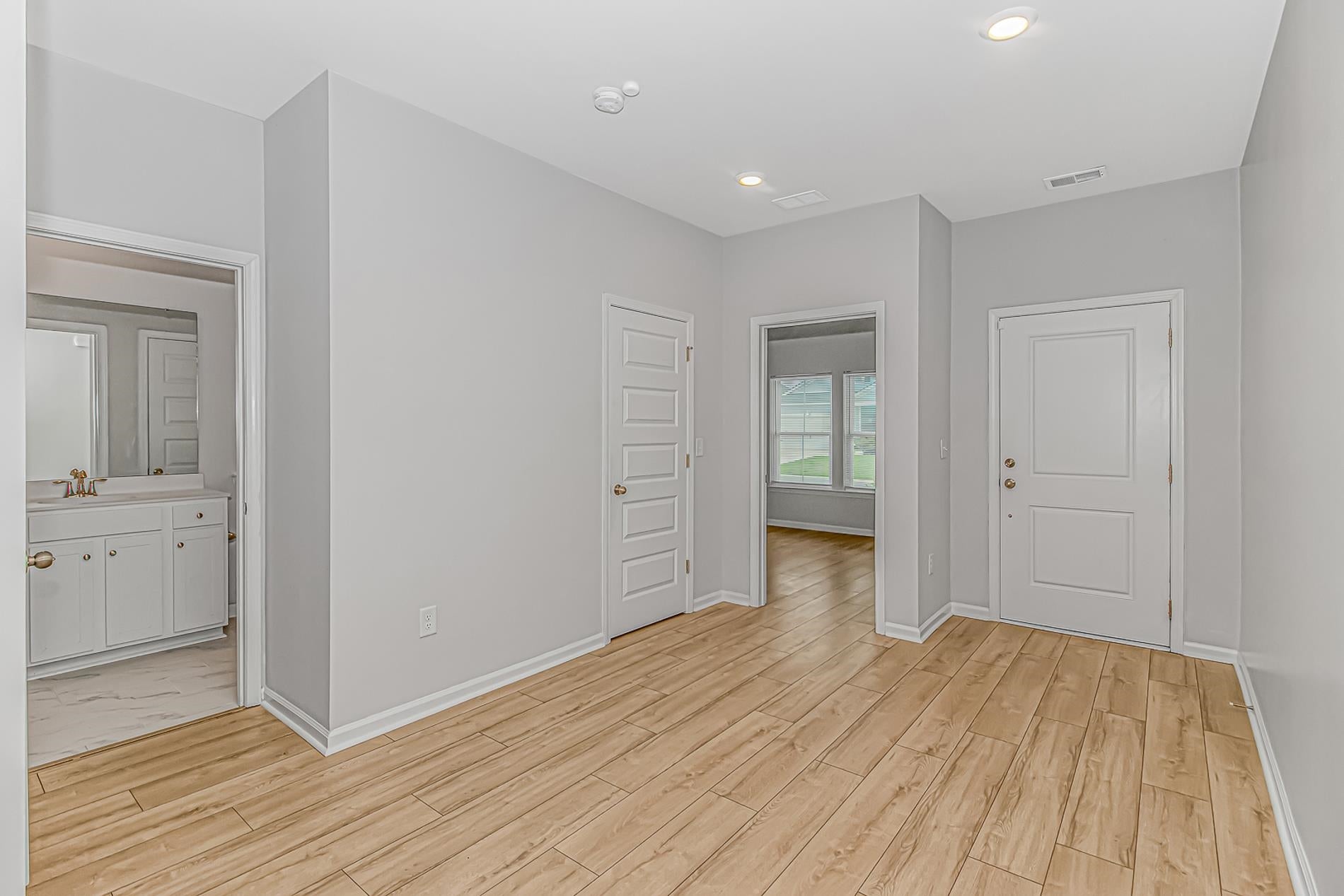 6011 St. Clement Dr.