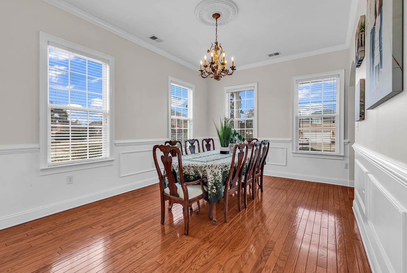 7045 Turtle Cove Dr.