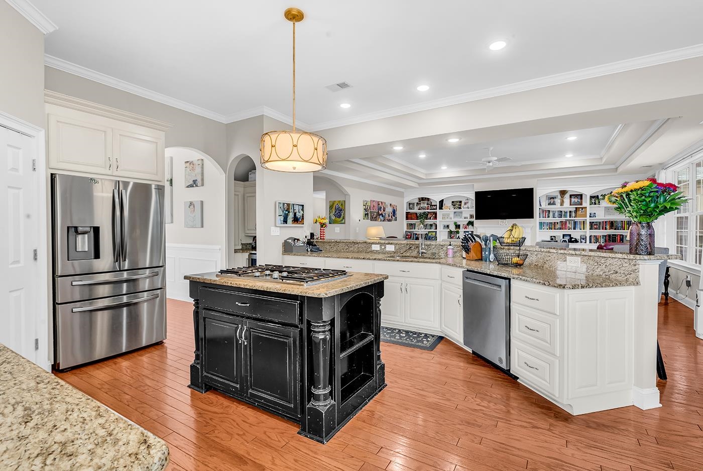 7045 Turtle Cove Dr.