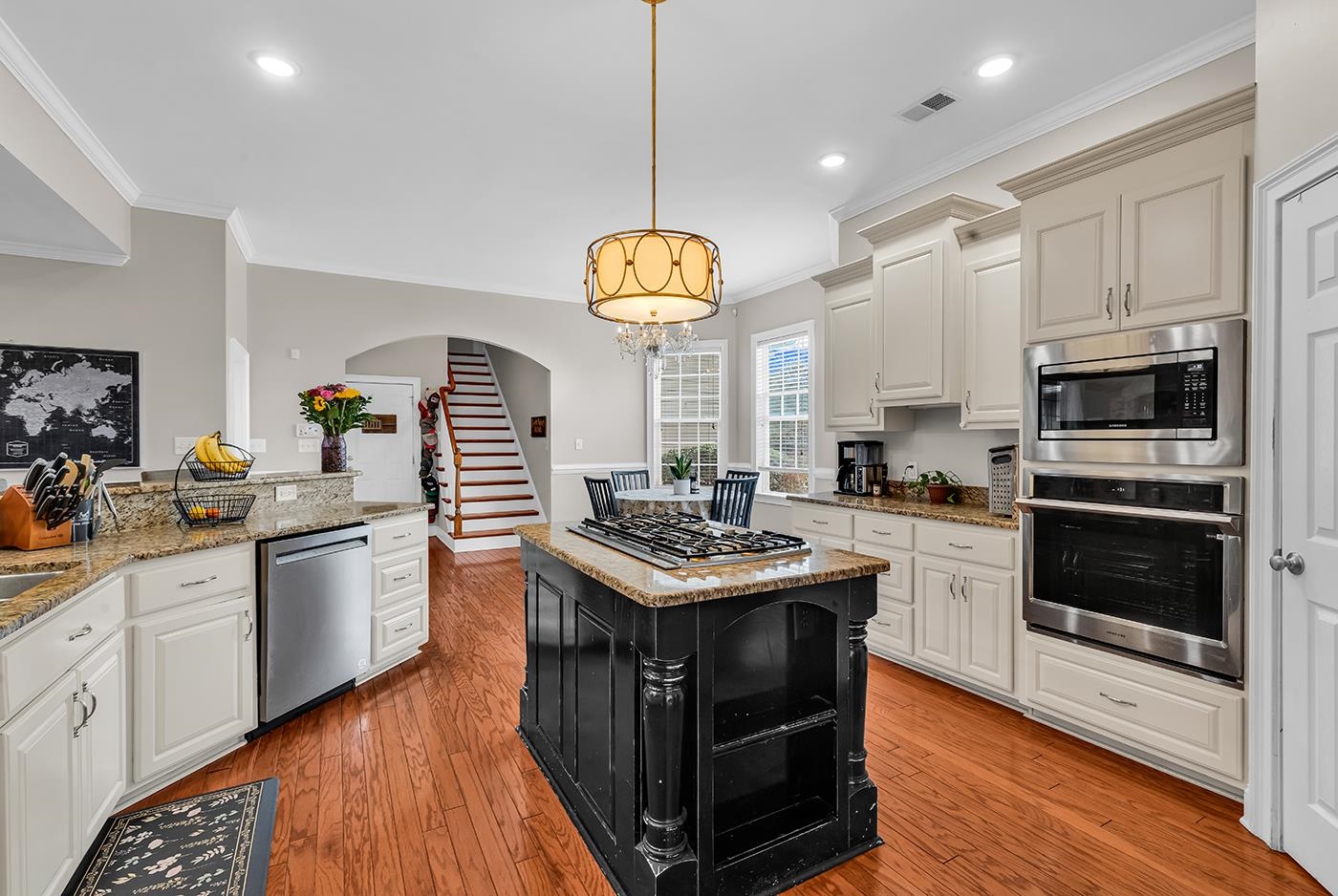 7045 Turtle Cove Dr.