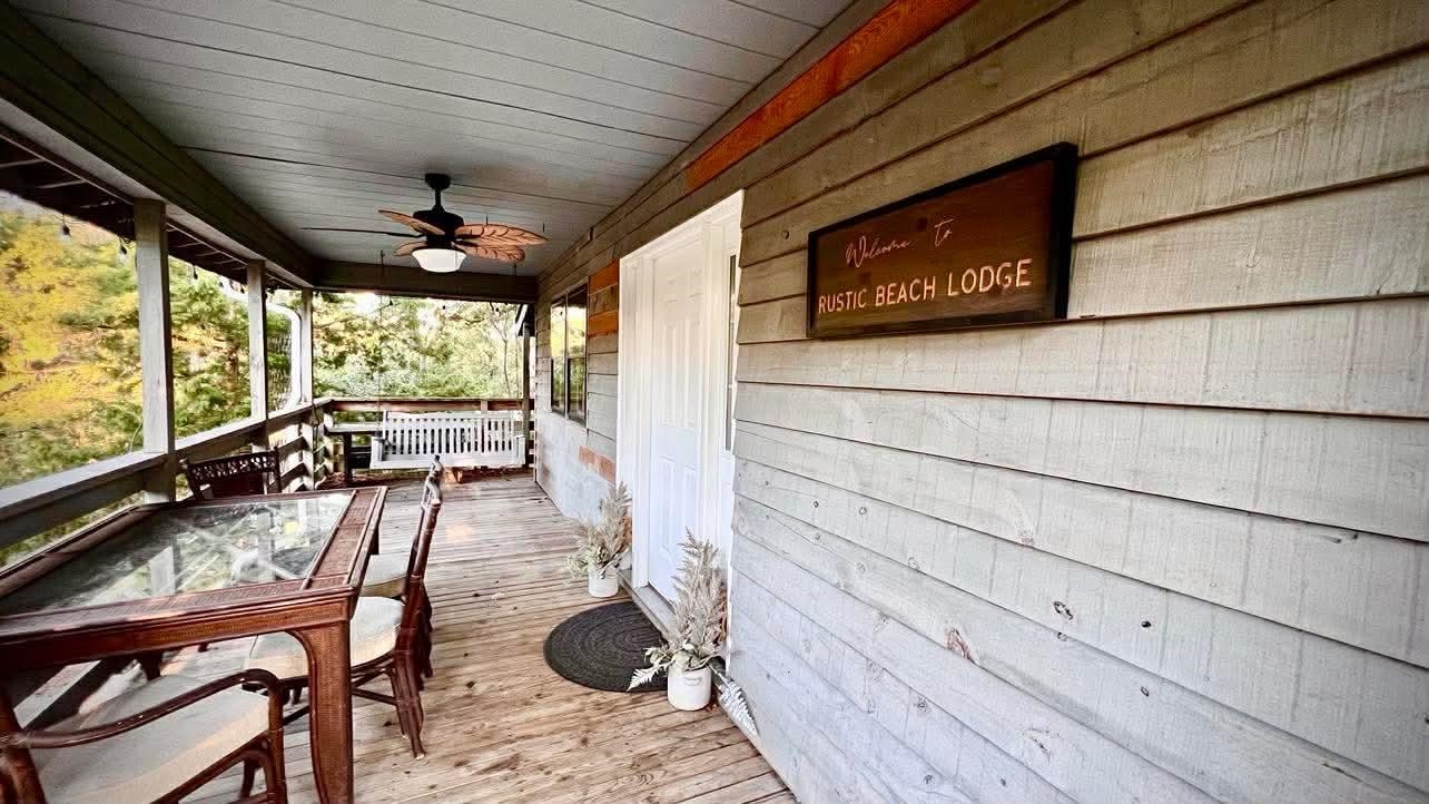 2419 Hilton Dr.