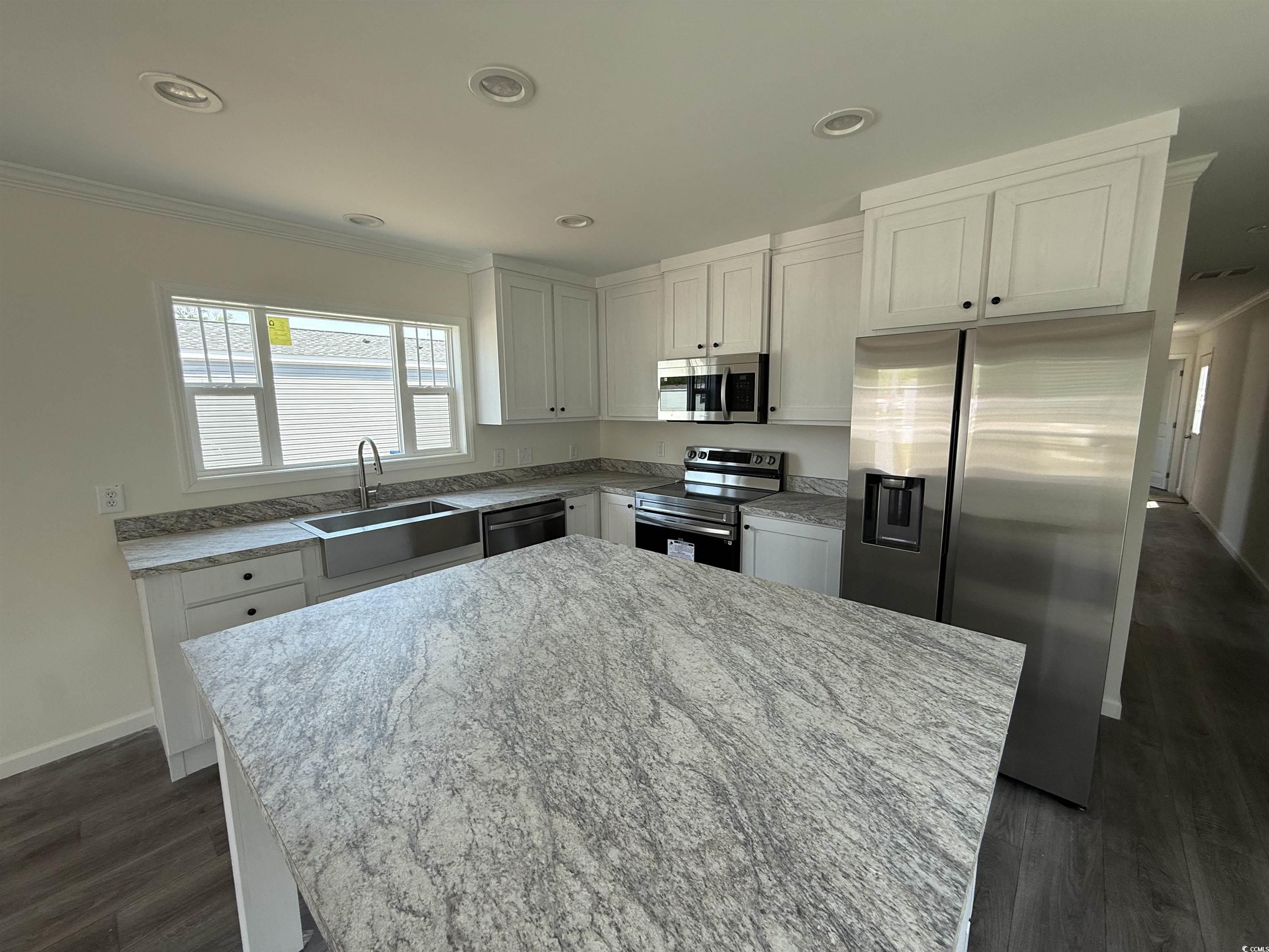 504 King Air Ct