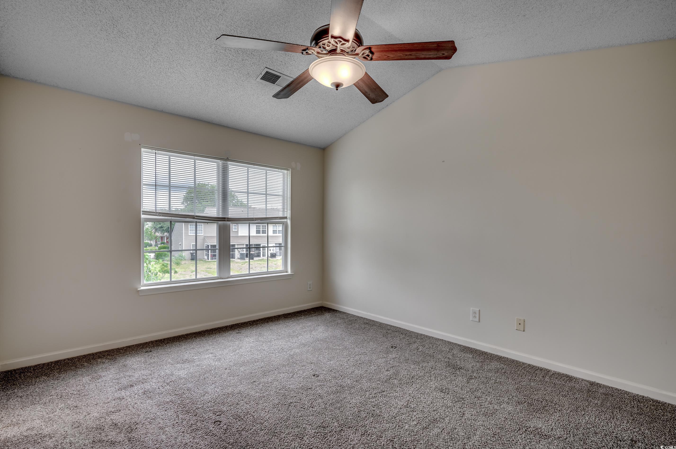 Photo 17 of 31 of 270 Seabert Rd. 270 townhome