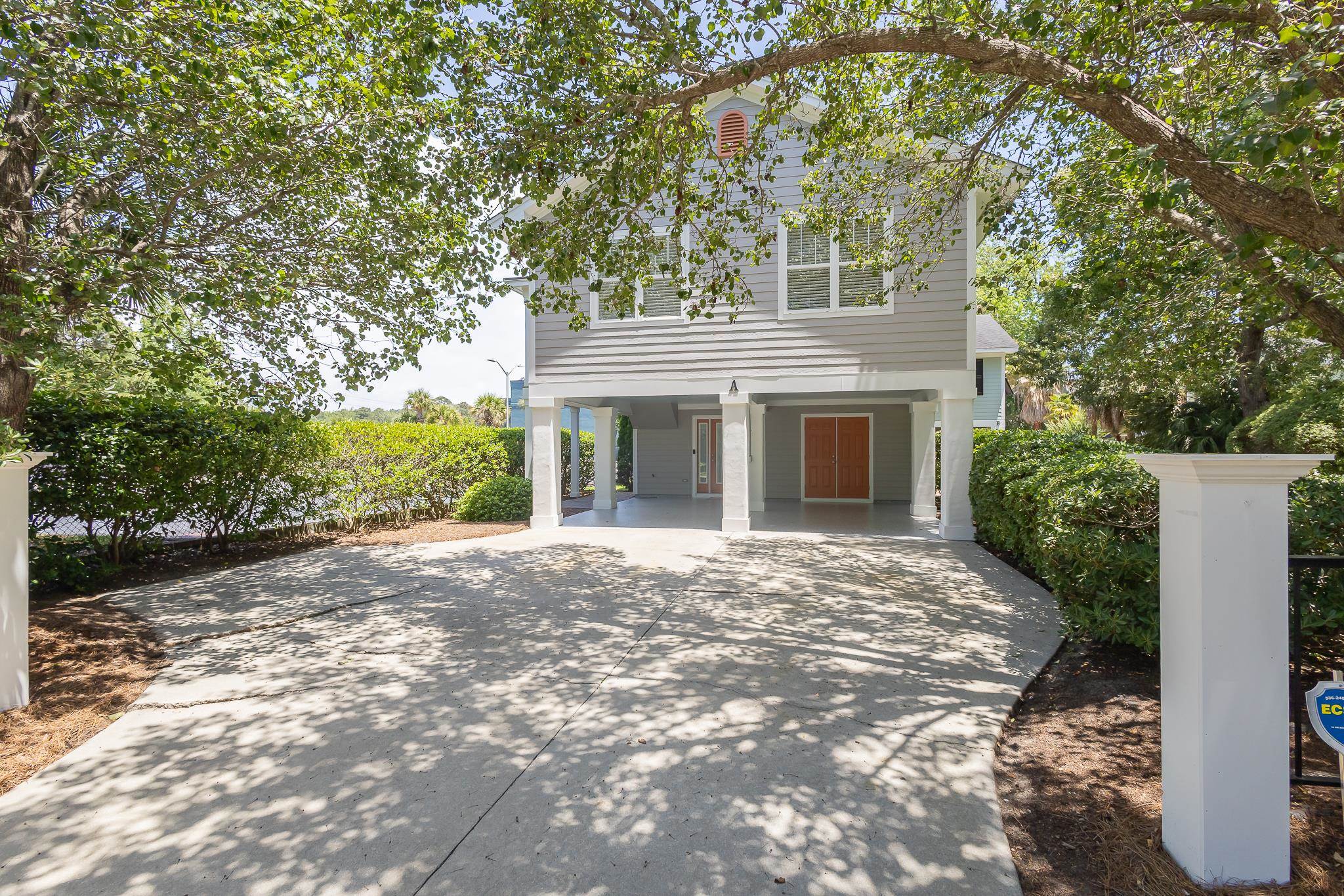816 11th Ave. N
