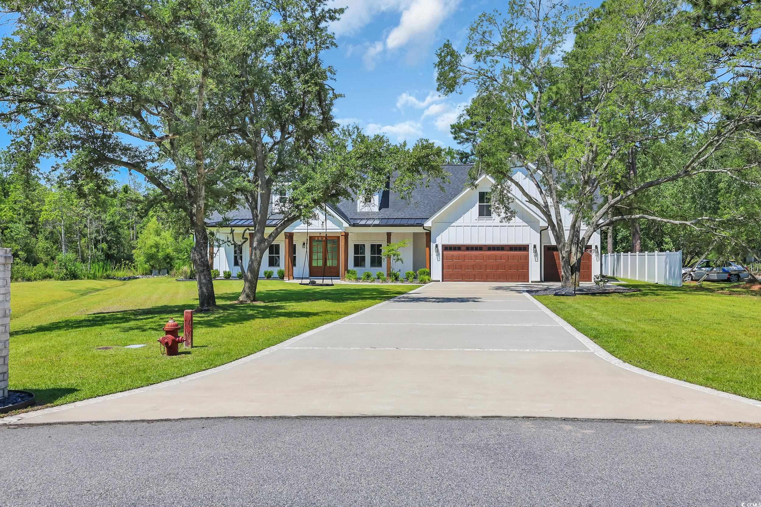 2192 Eastwoods Dr.