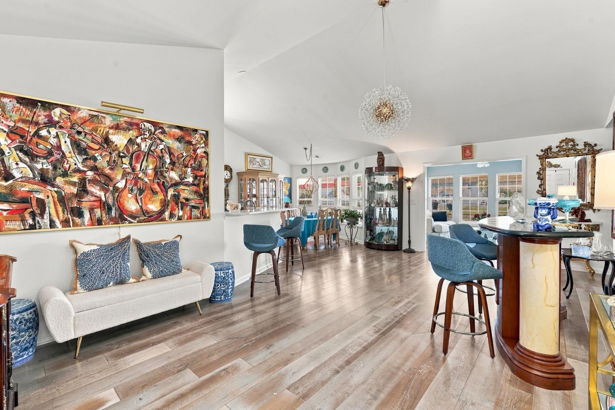 1132 Great Lakes Circle