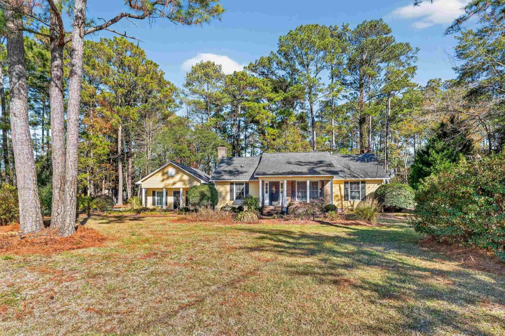 Photo of 297 Linden Circle, Pawleys Island, SC 29585 (MLS # 2611042)