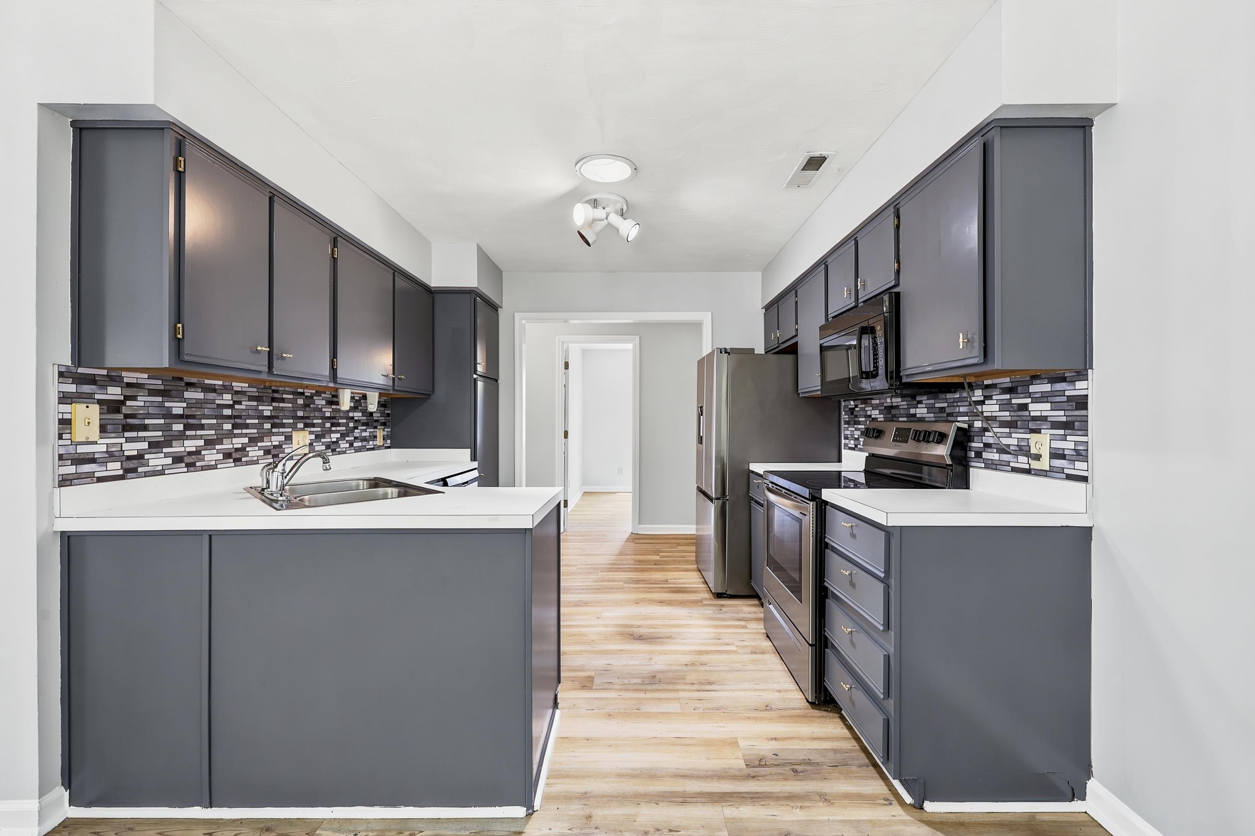 261 Gateway Dr.