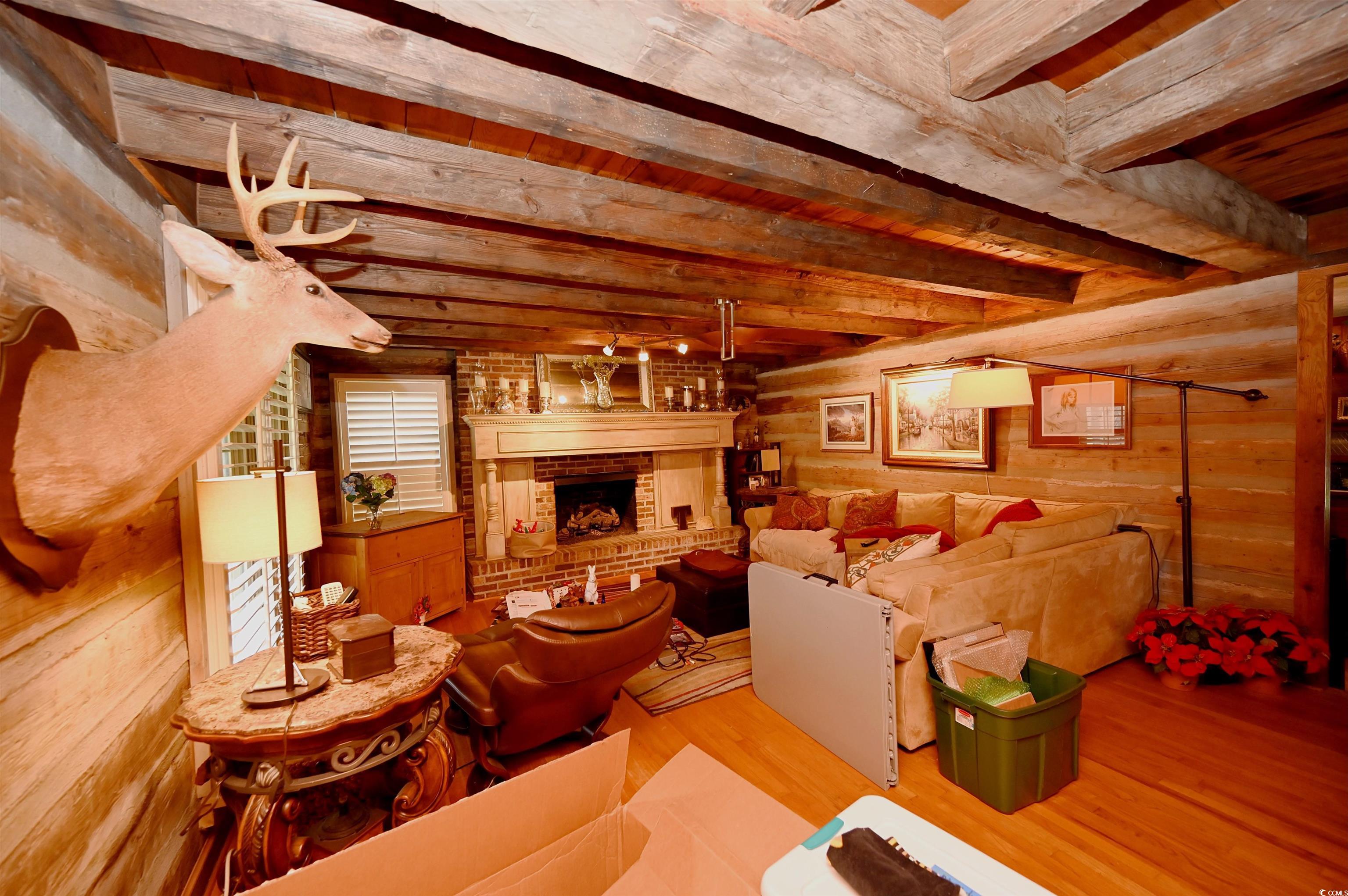 1993 Meadowood Ln.