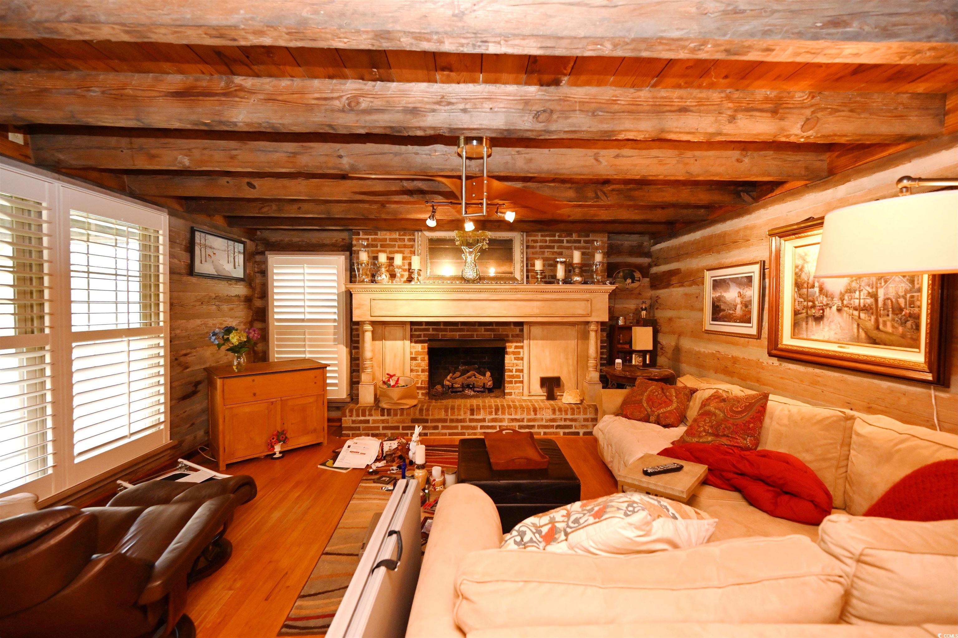 1993 Meadowood Ln.