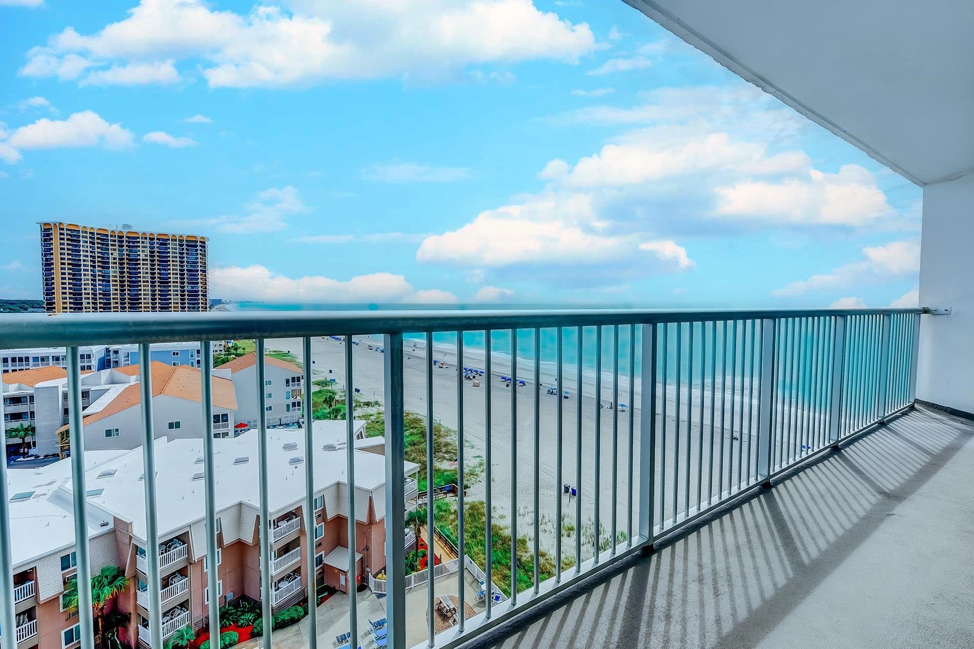 9550 Shore Dr. 1025