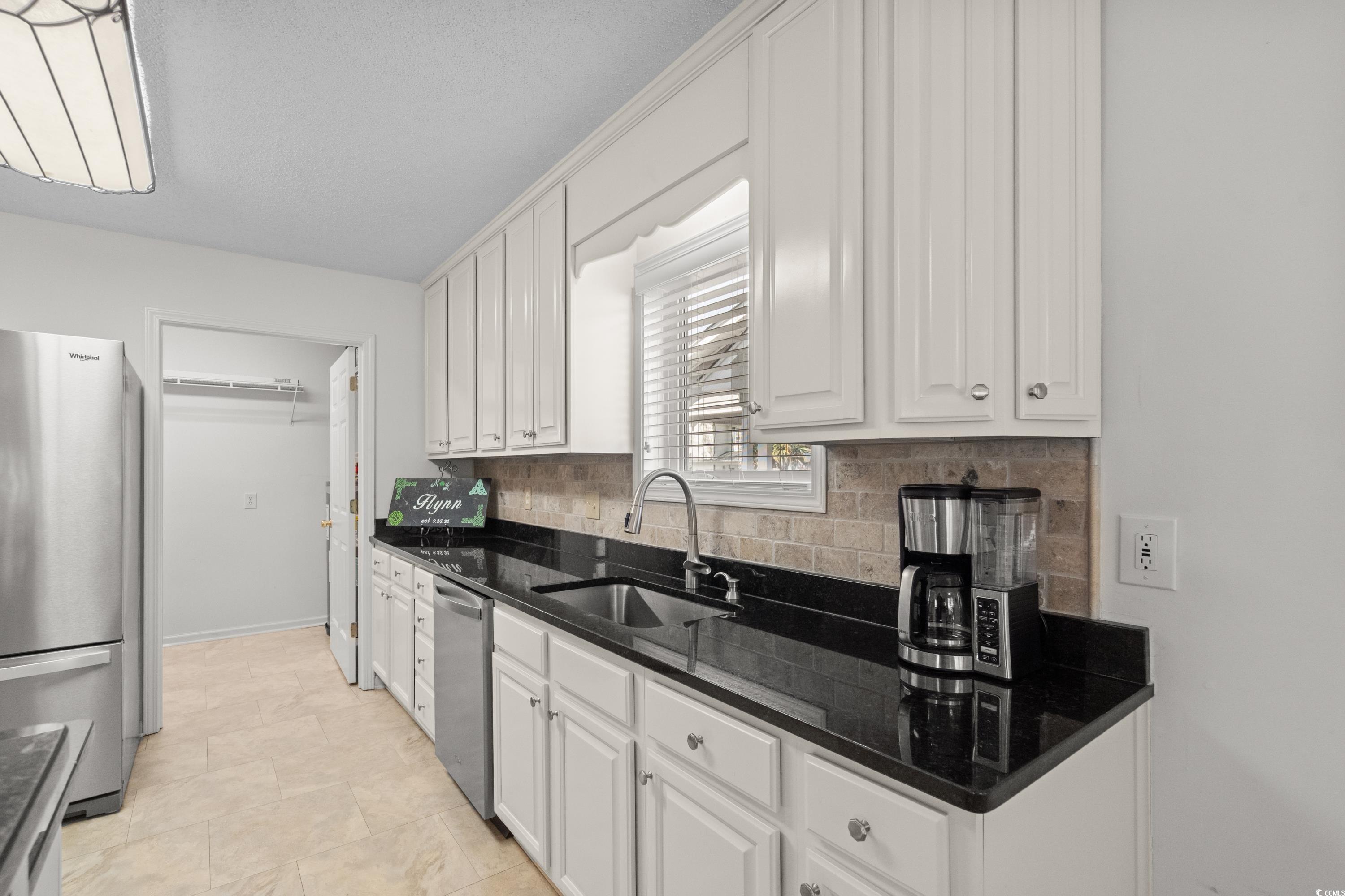 527 Bay Drive Ext.