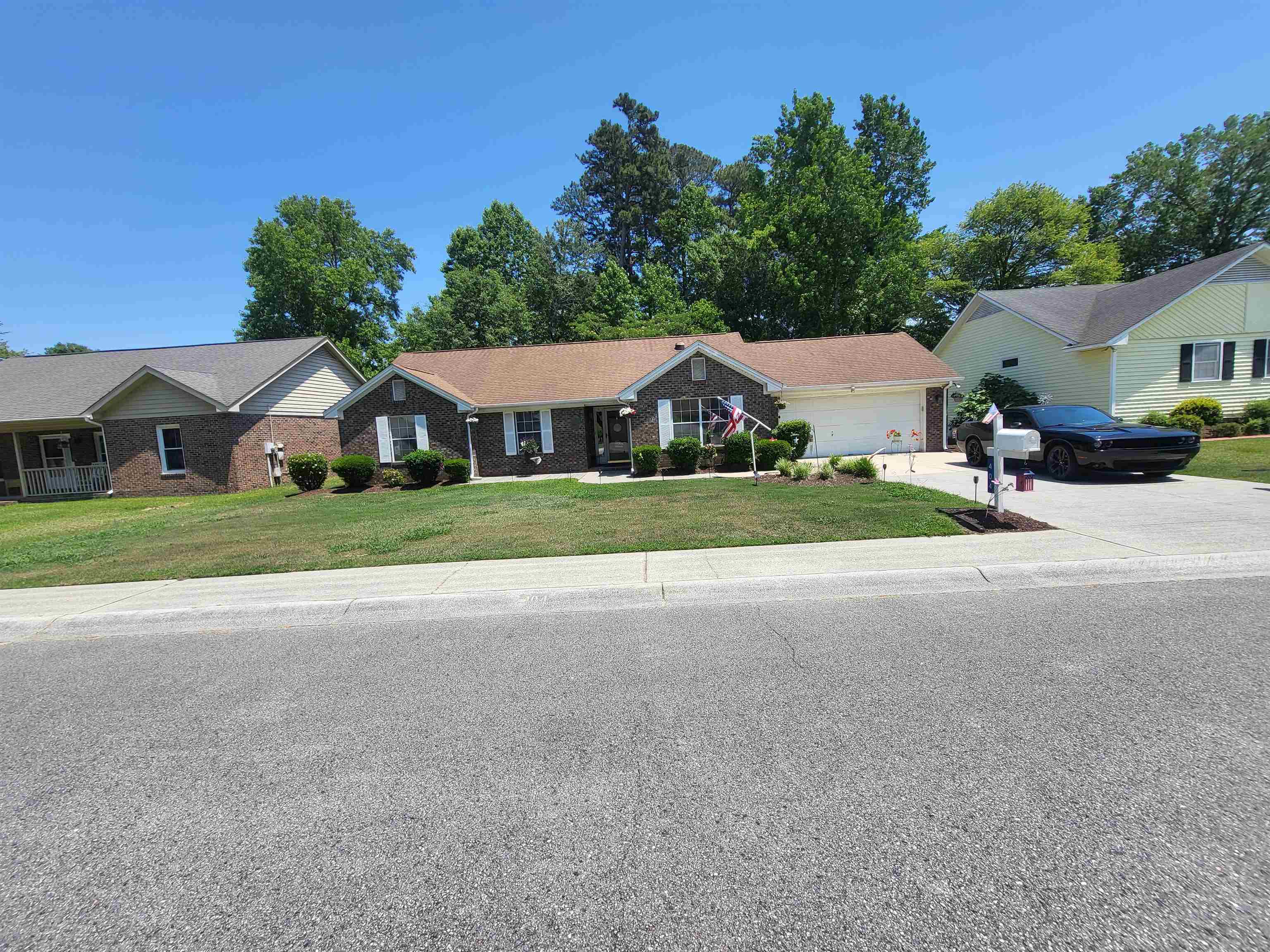 404 Ashwood Ln.
