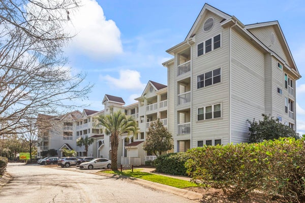 4560 GREENBRIAR DR UNIT 306B, LITTLE RIVER, SC 29566 - Image 2320b40407ffc4fa5ff03b1d56b331e7/1614695501