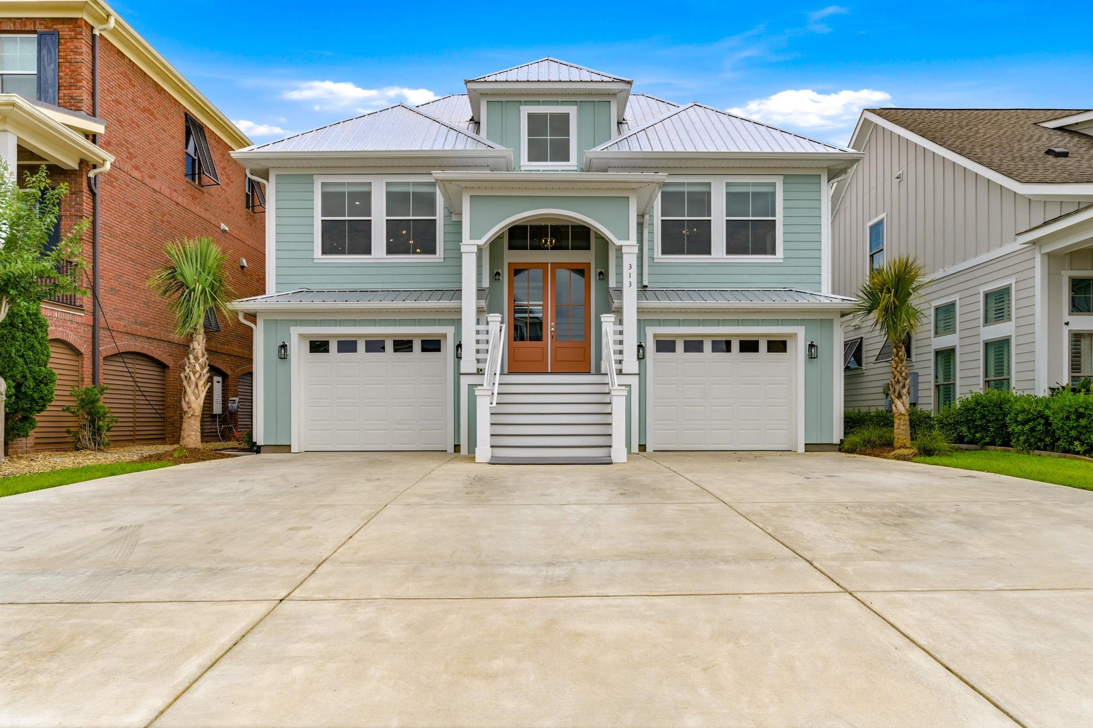 313 Harbour View Dr.