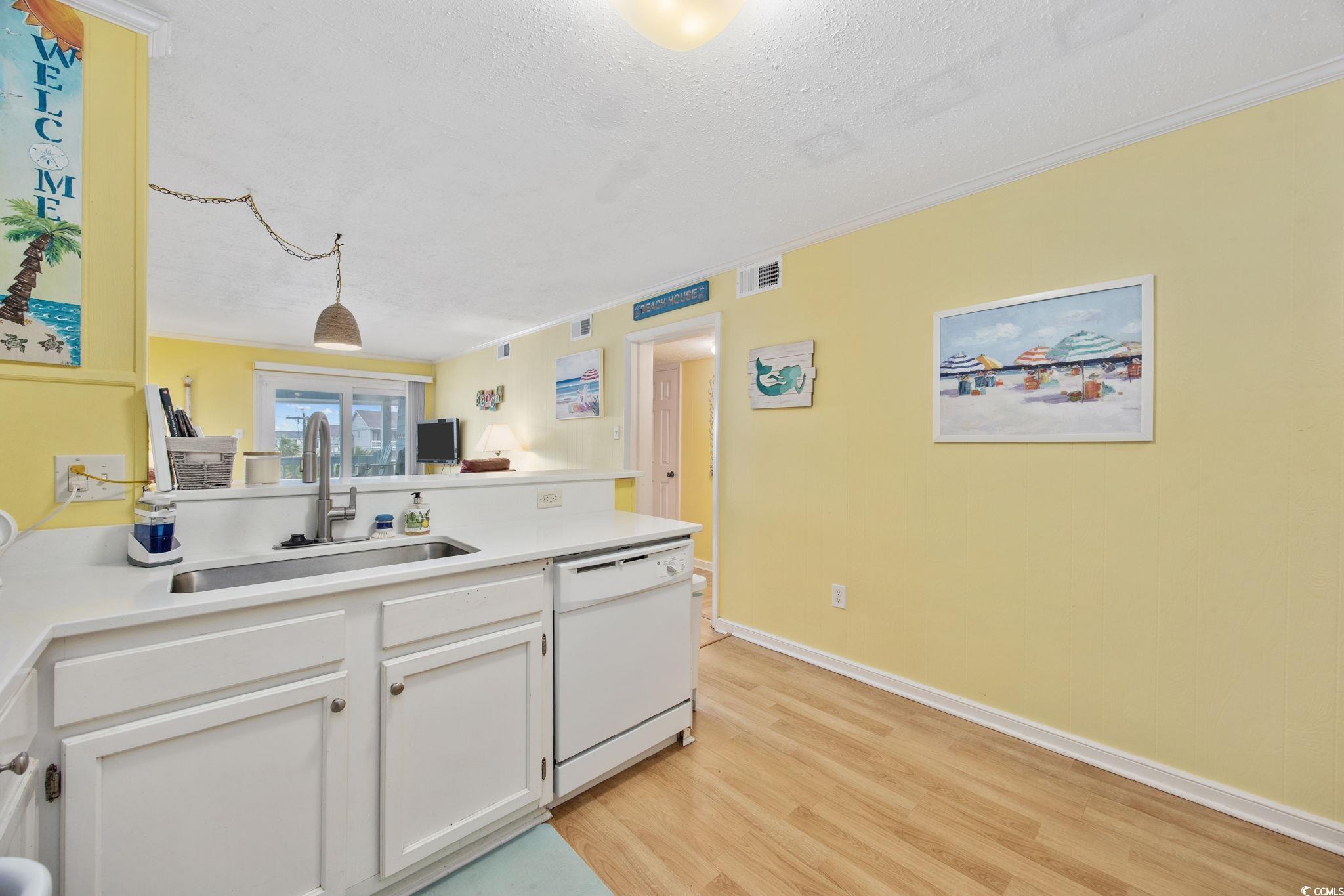 720 Waccamaw Dr. 301