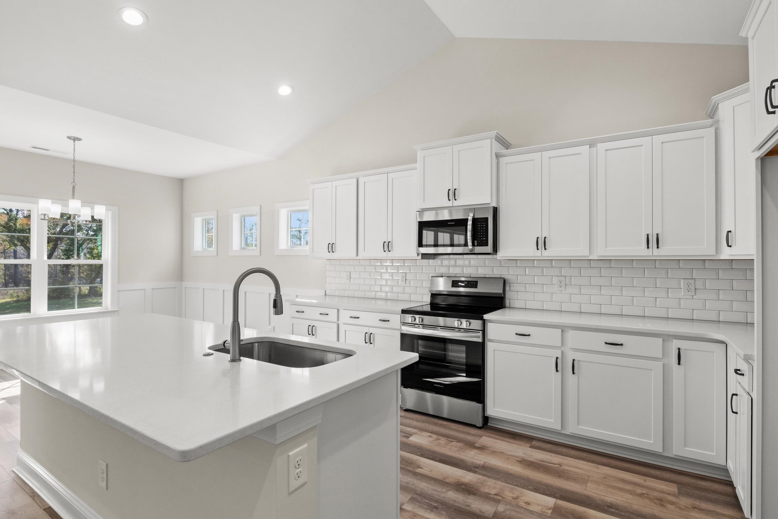 5008 Shore Breeze Dr.