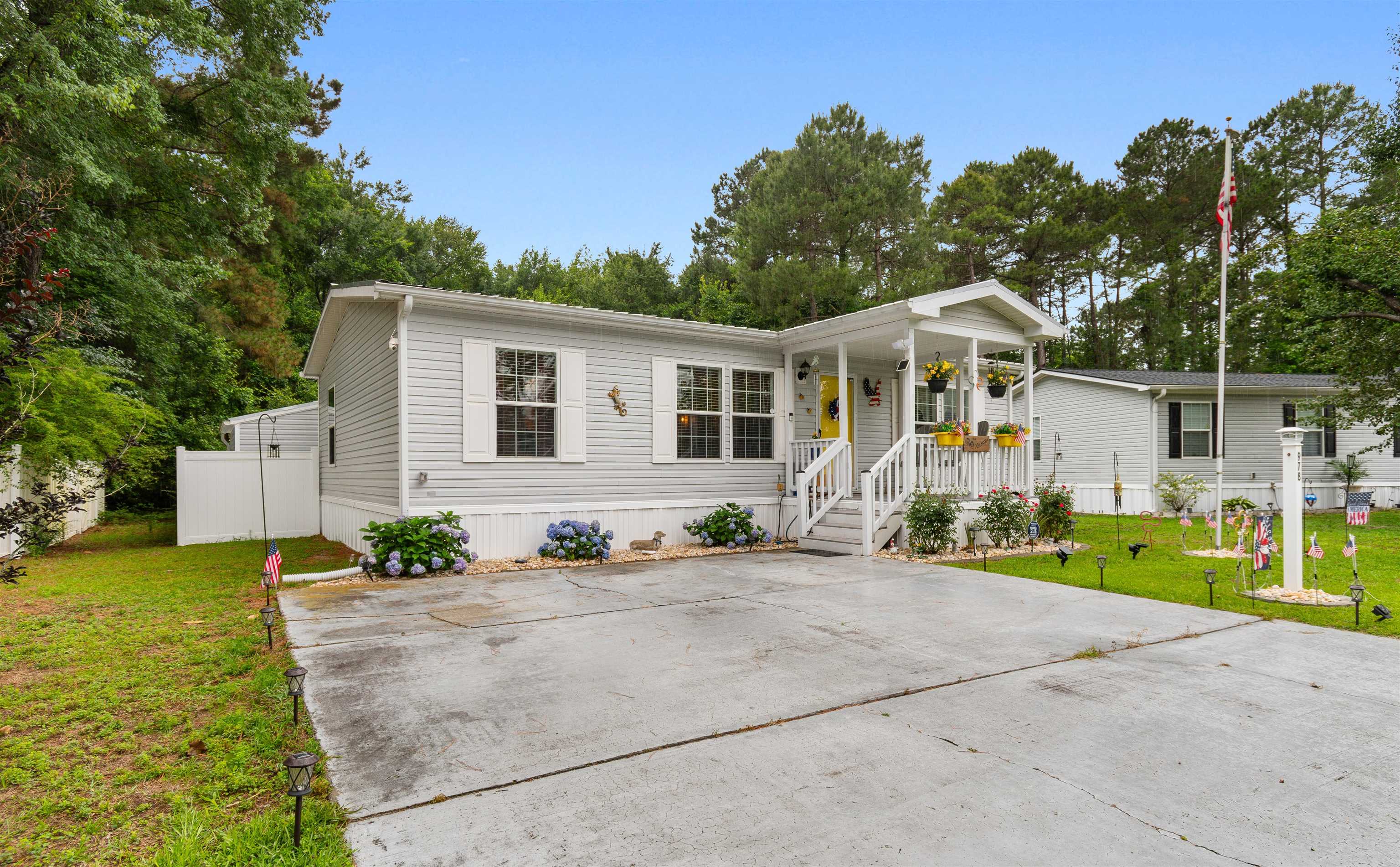 978 Jamestown Rd.