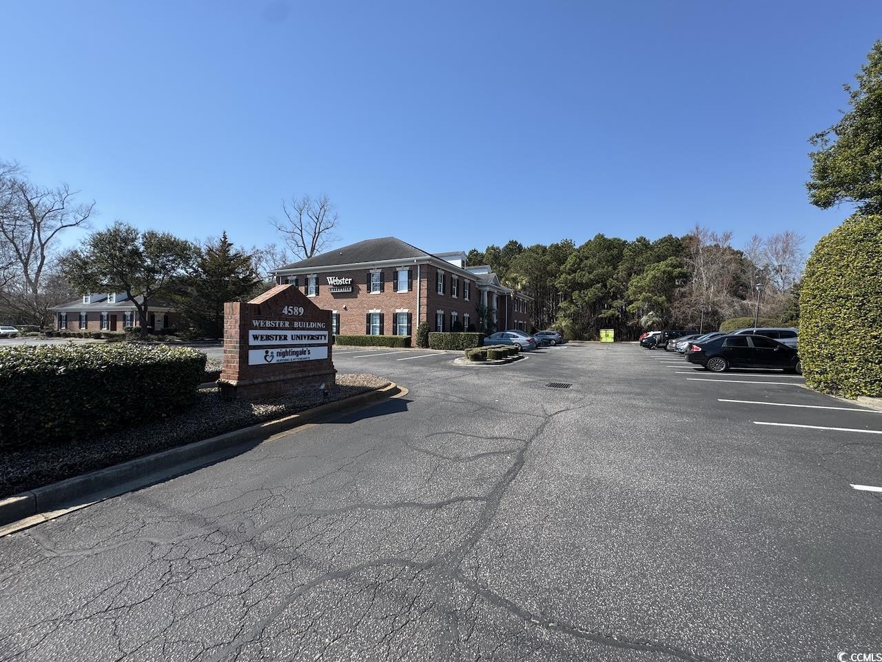 4589 Oleander Dr.