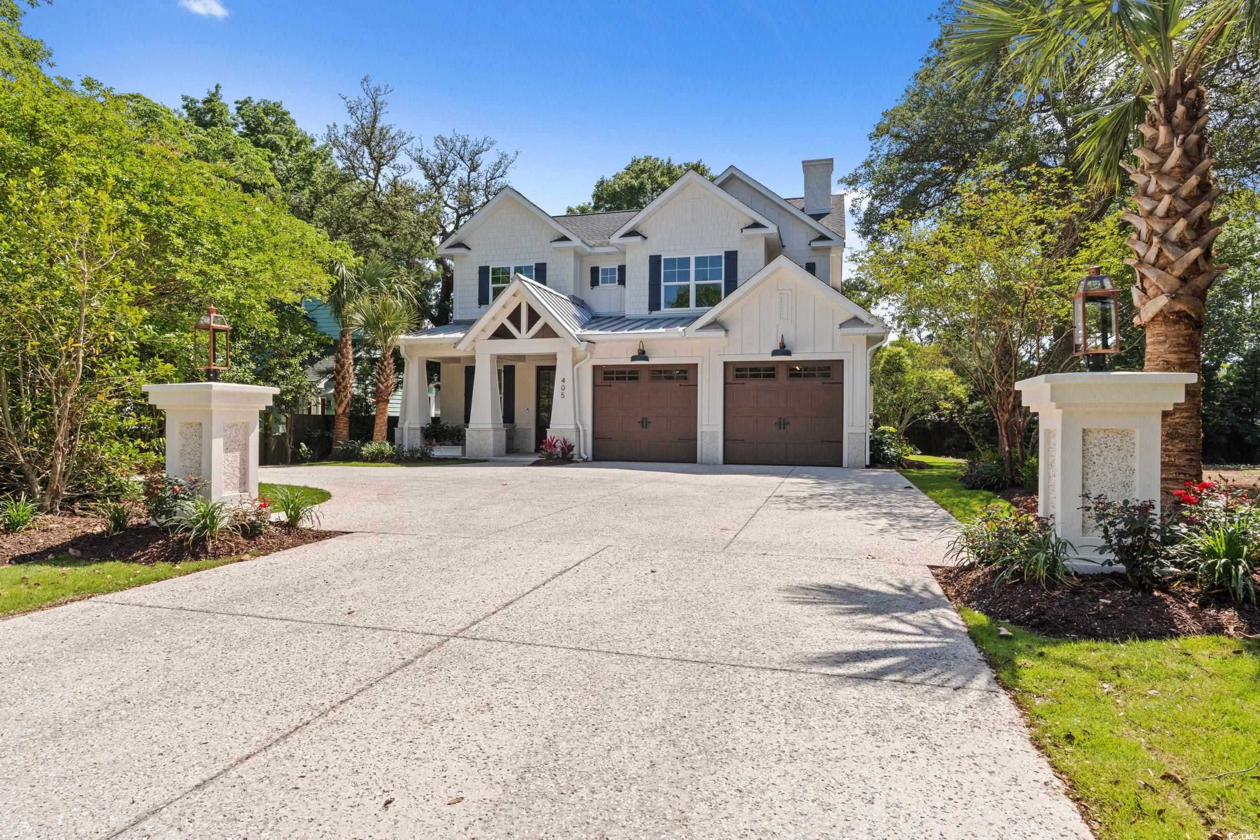 405 N Highland Way