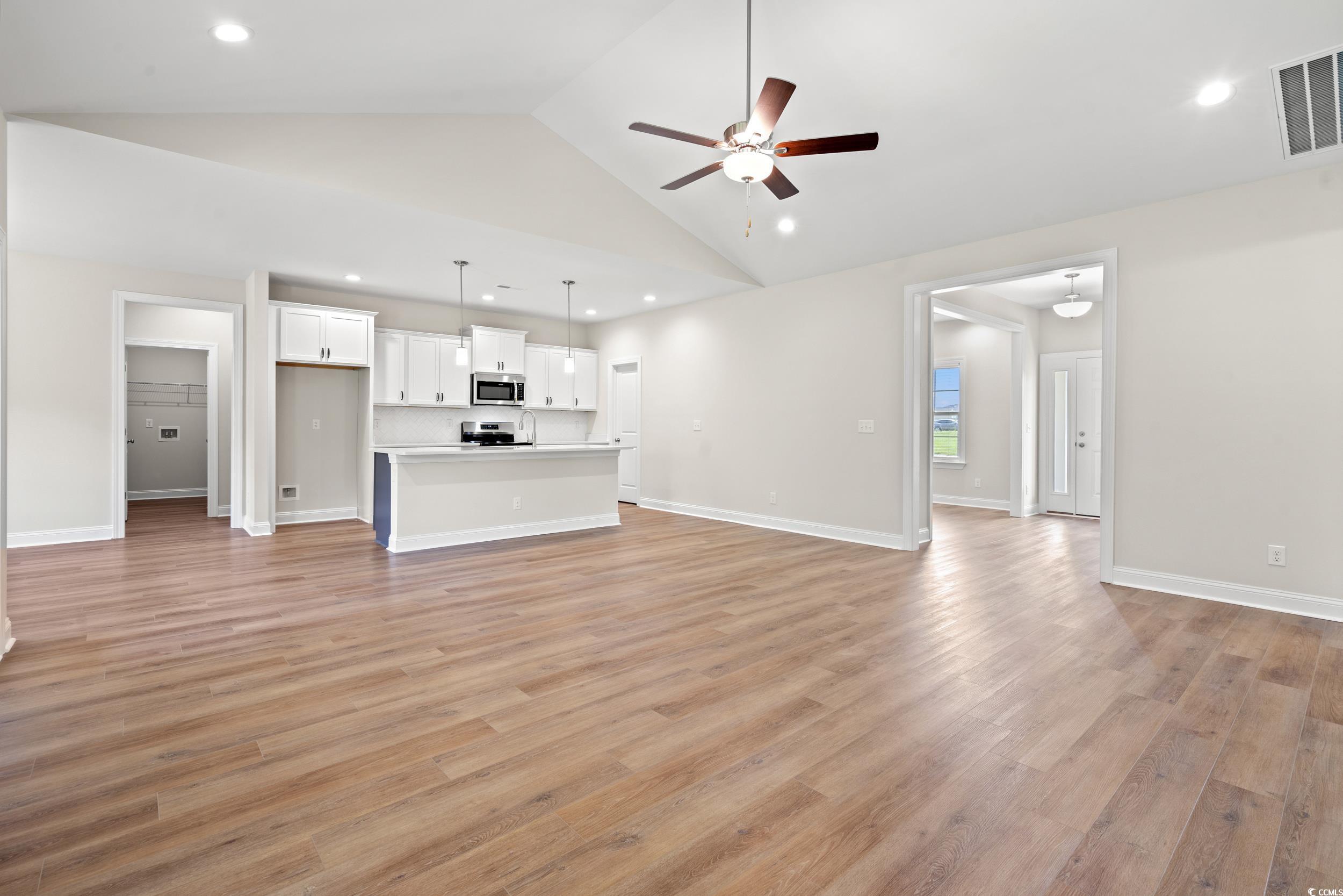 5004 Shore Breeze Dr.