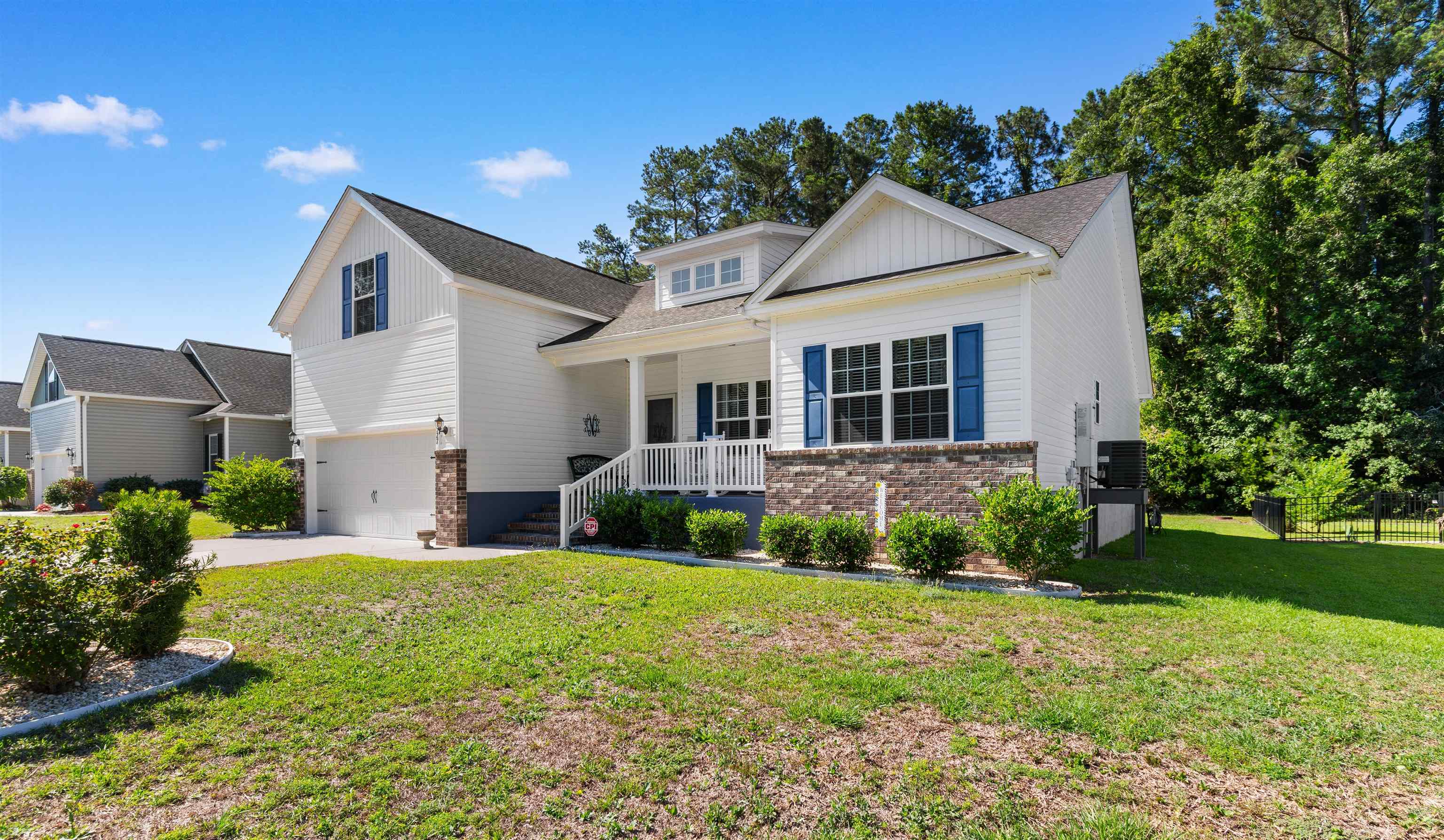 527 Charlton Blvd.