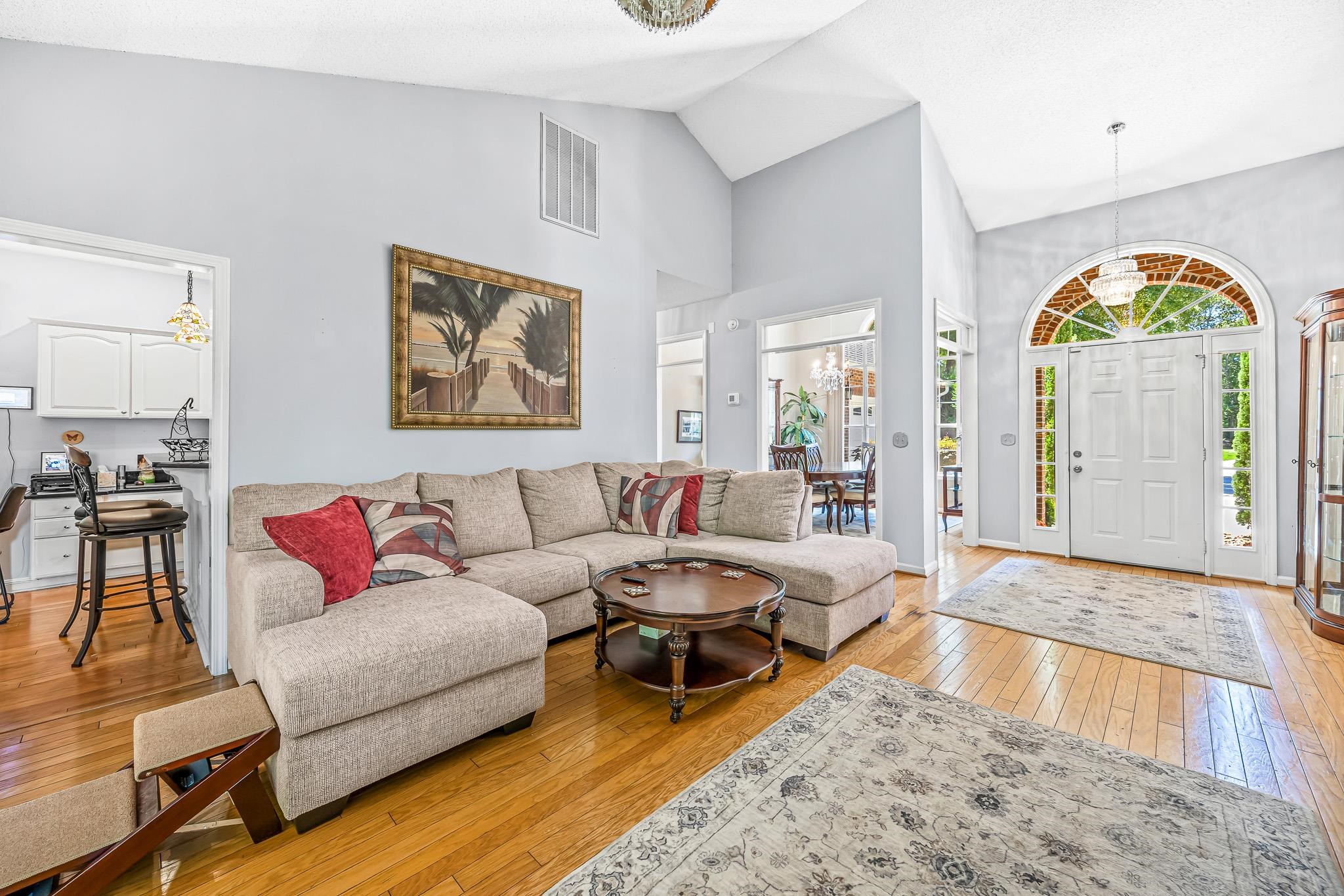 3170 Hermitage Dr.