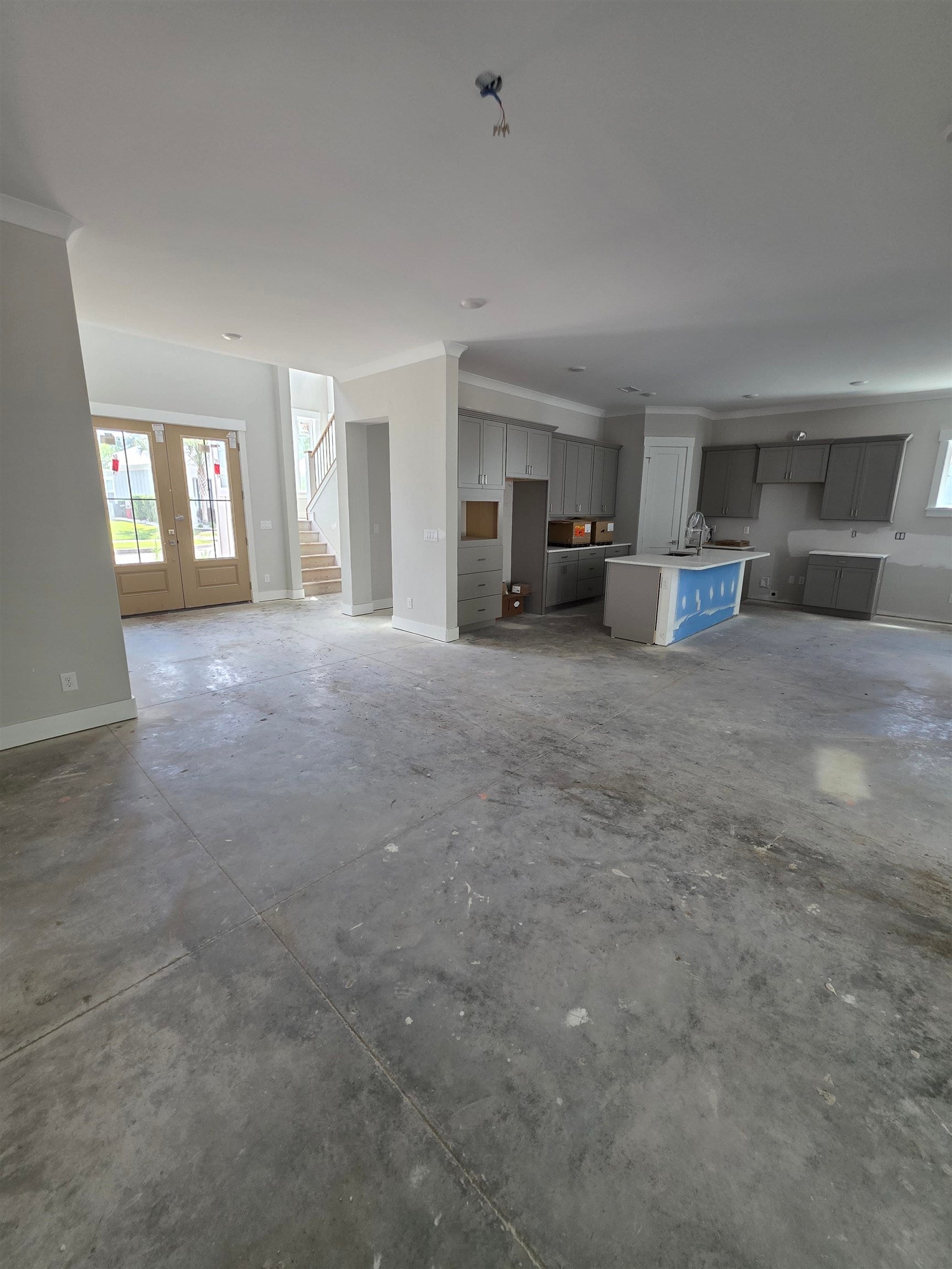 2096 Manor Parc Dr