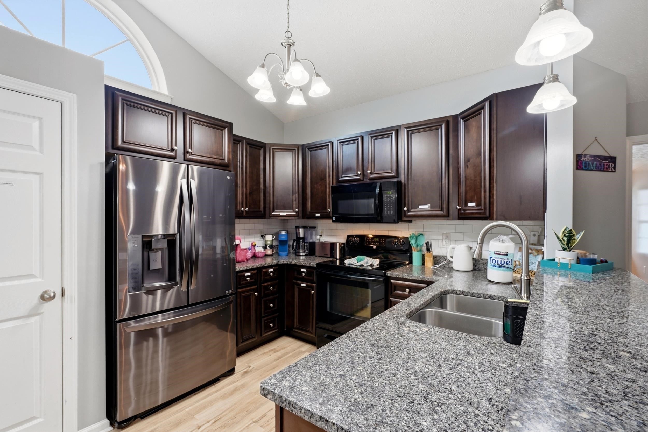 296 Foxpath Loop