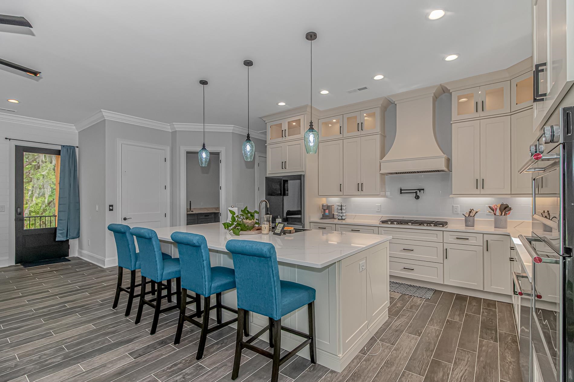 5854 Creekside Dr.