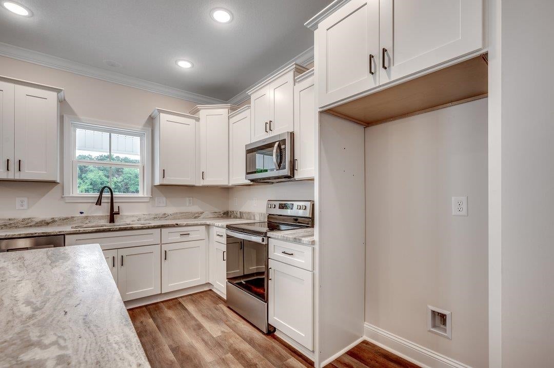 193 Hidden Valley Rd.