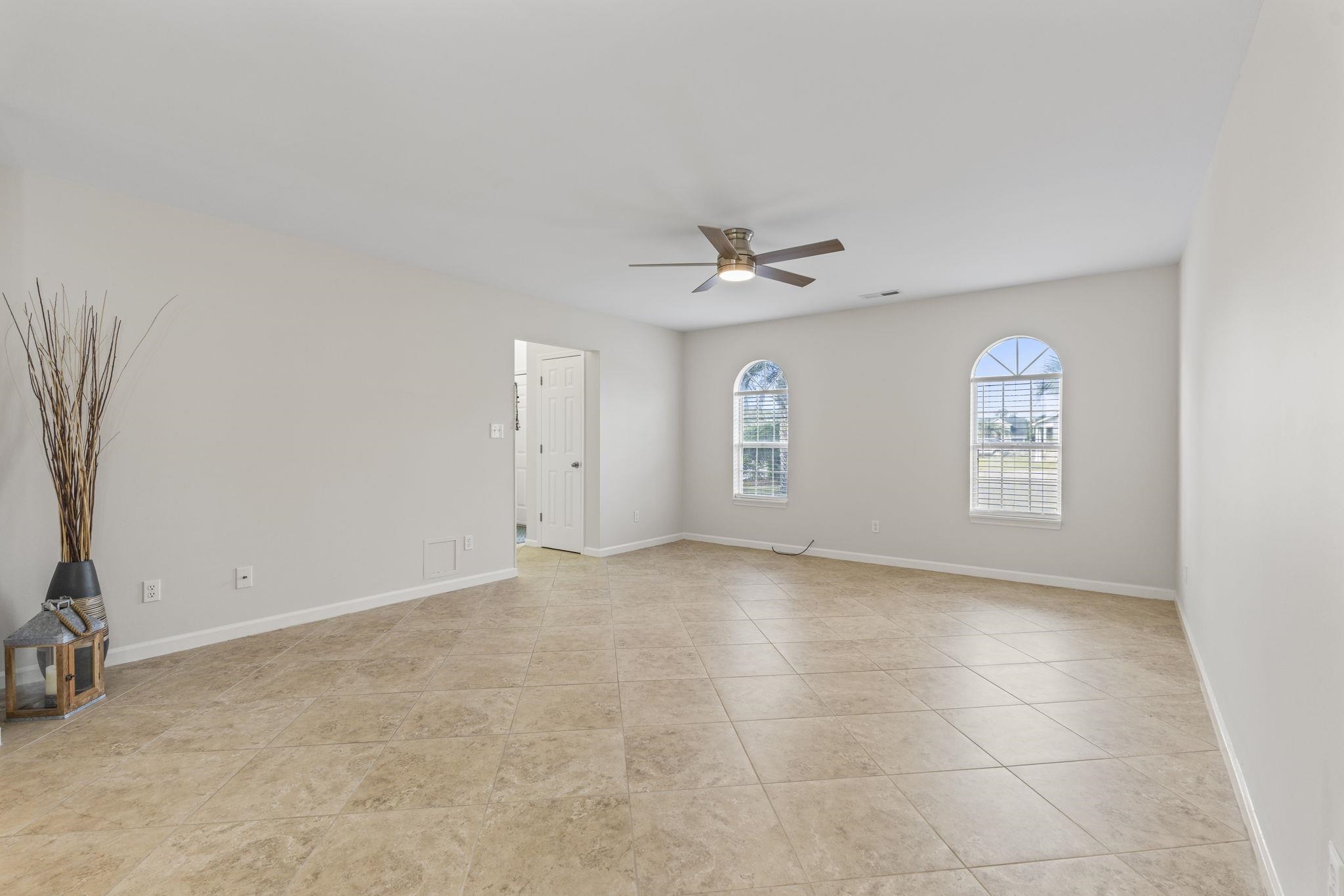 4285 Parkway Ln. 4285