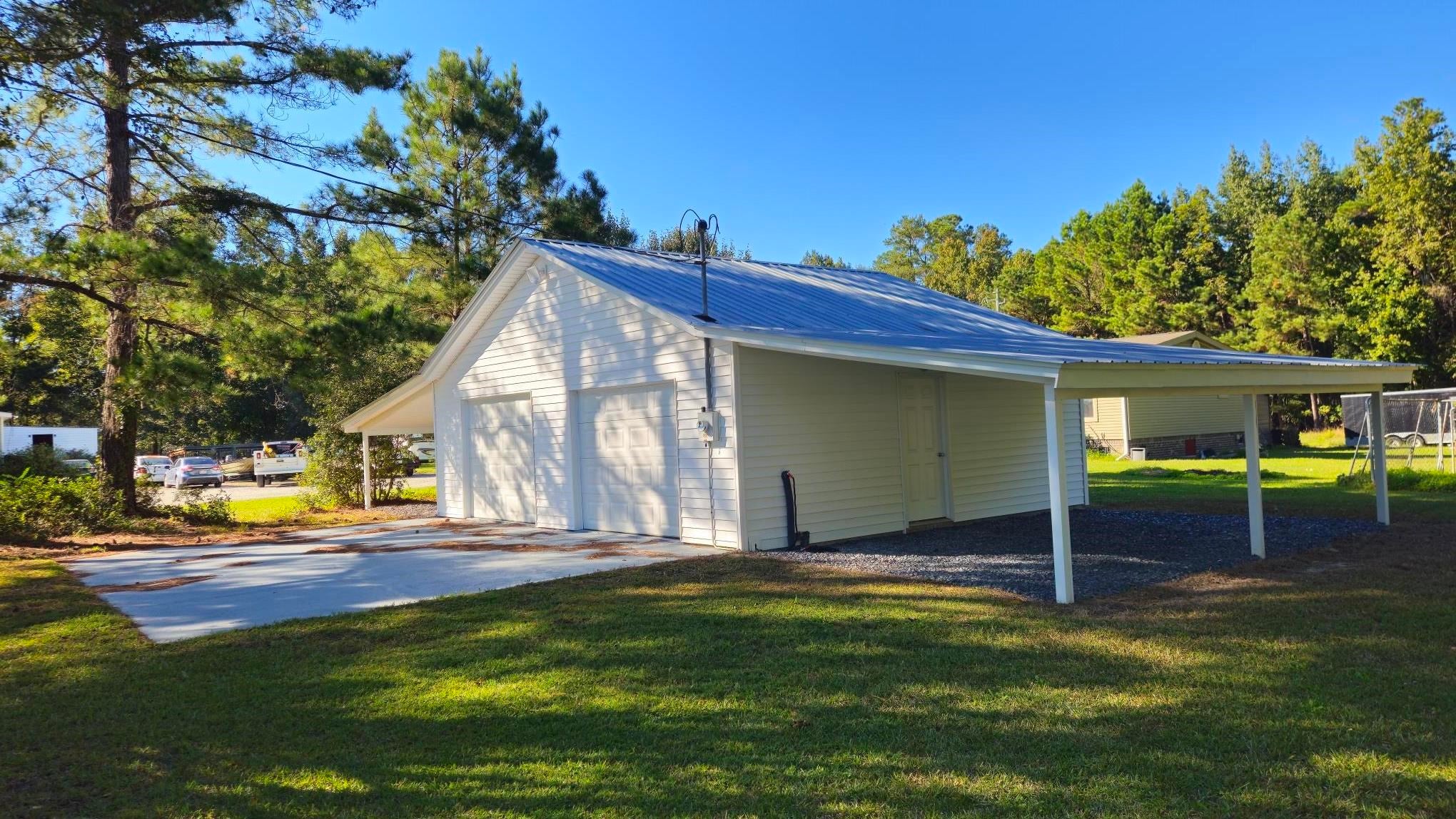 2720 Loop Rd.