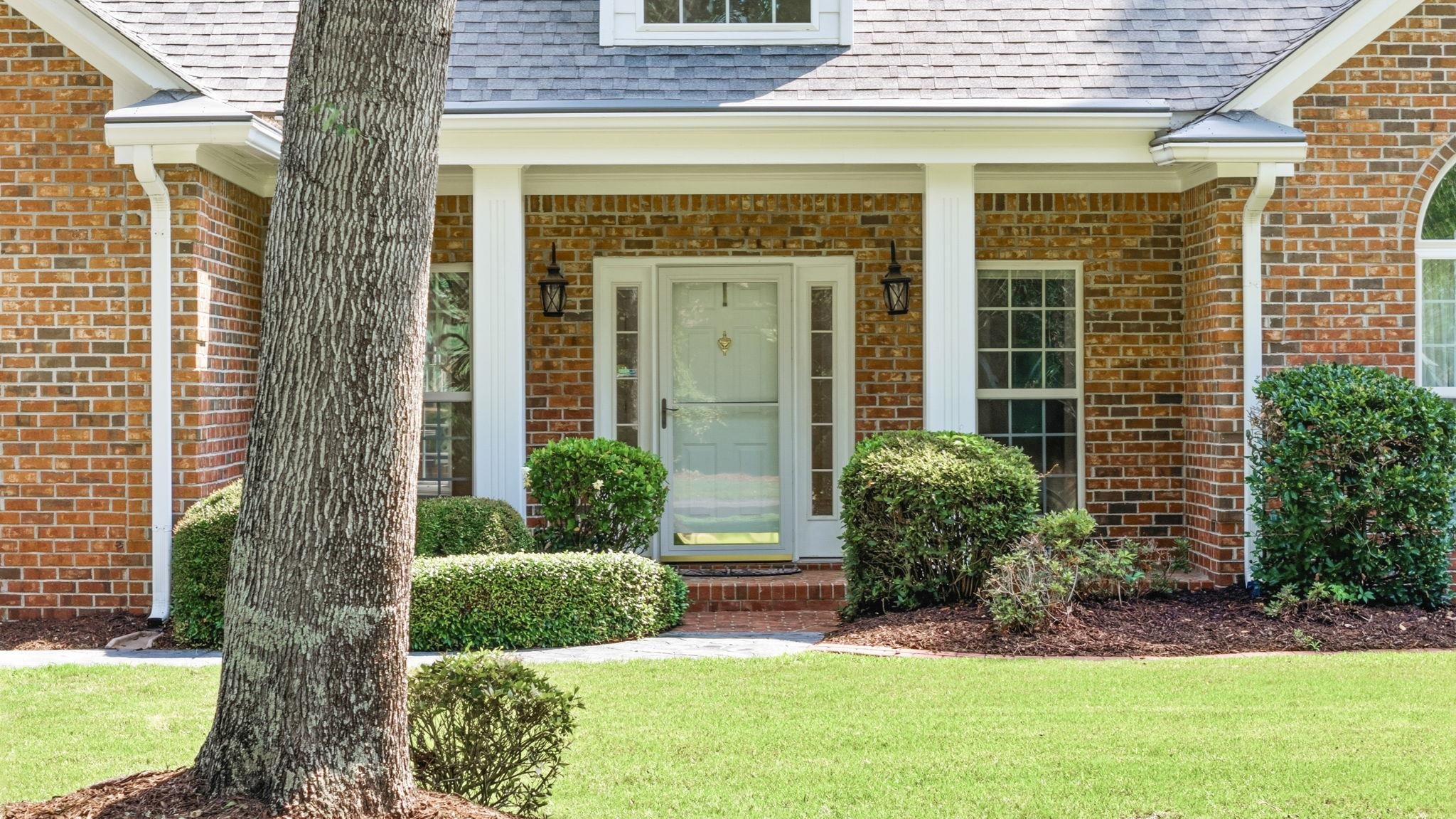 1056 Yellow Jasmine Dr.