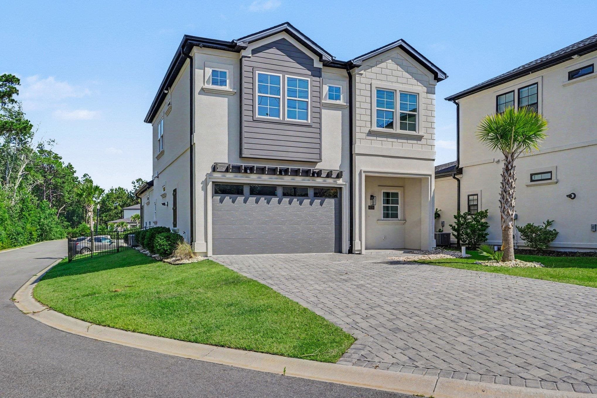 6774 Ocean Breeze Loop