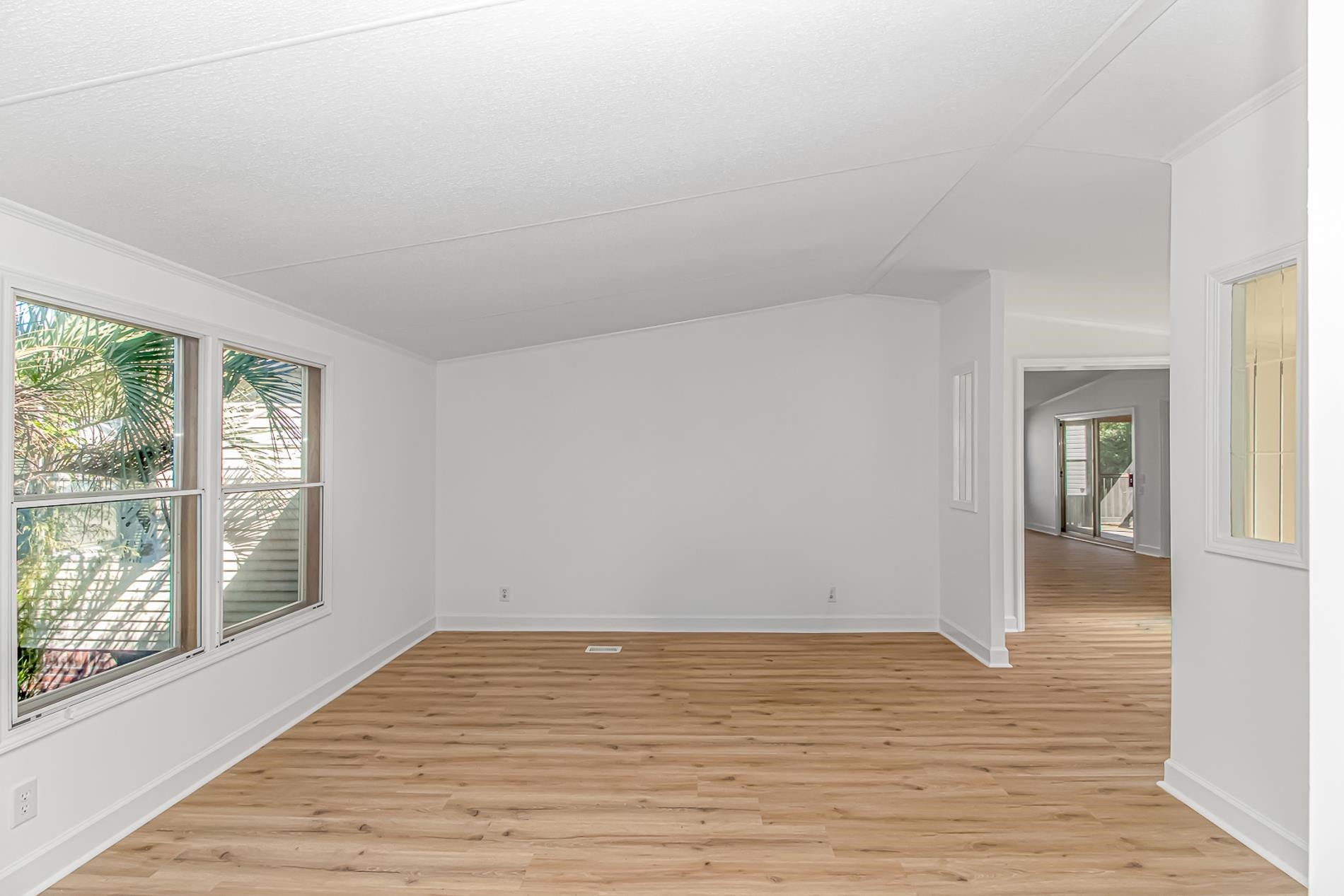 103 Tomoka Trail