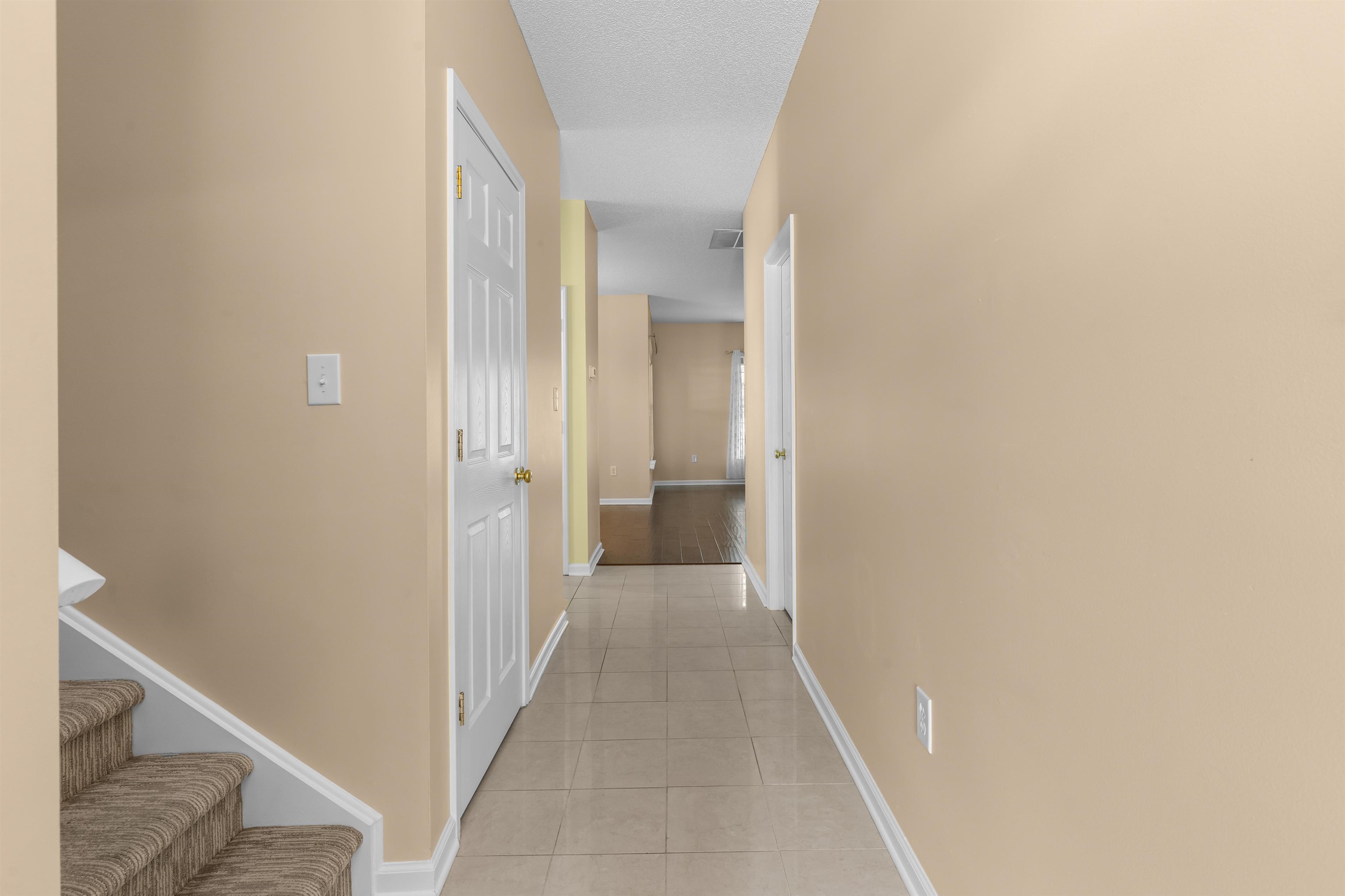 494 Colonial Trace Dr. 10-D