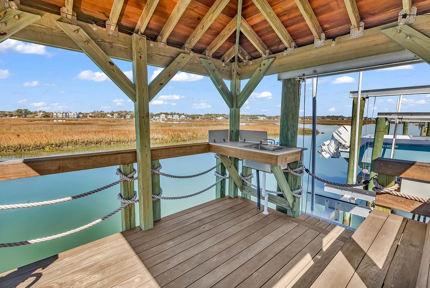 664 S Dogwood Dr.