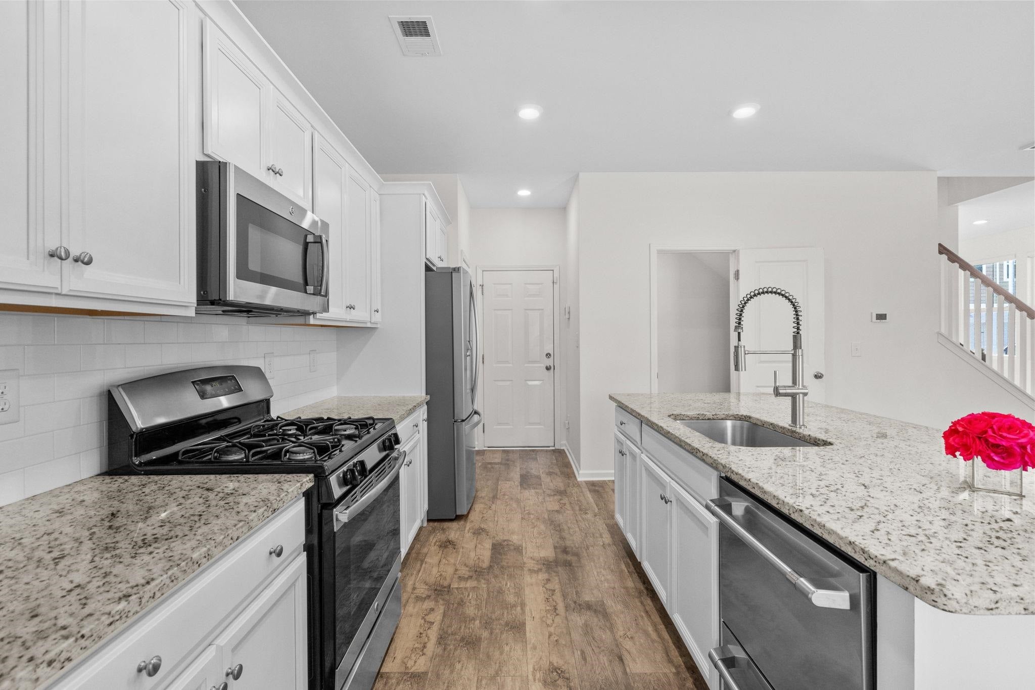 4714 Cloisters Ln.