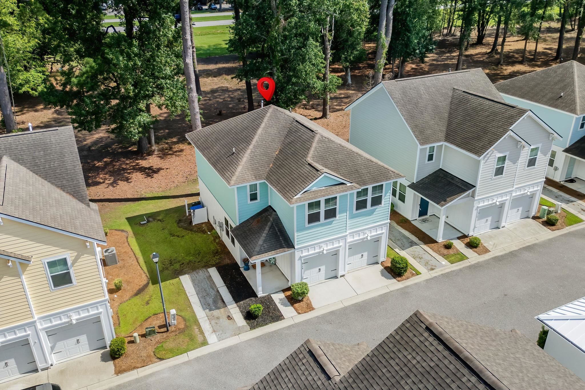 4714 Cloisters Ln.