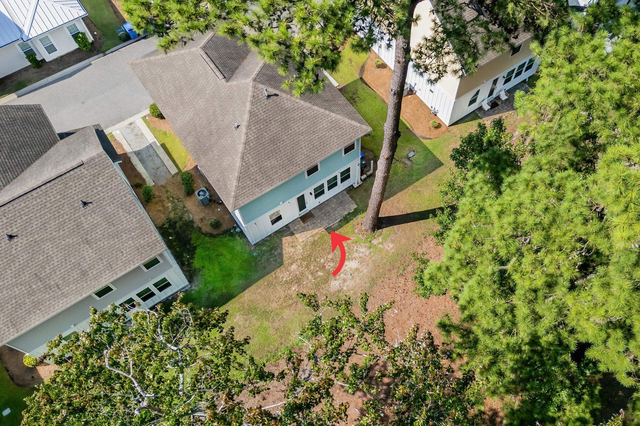 4714 Cloisters Ln.