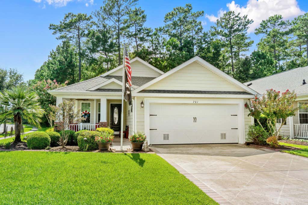 Photo of 701 Bay Hill Ct, Murrells Inlet, SC 29576 (MLS # 2619615)