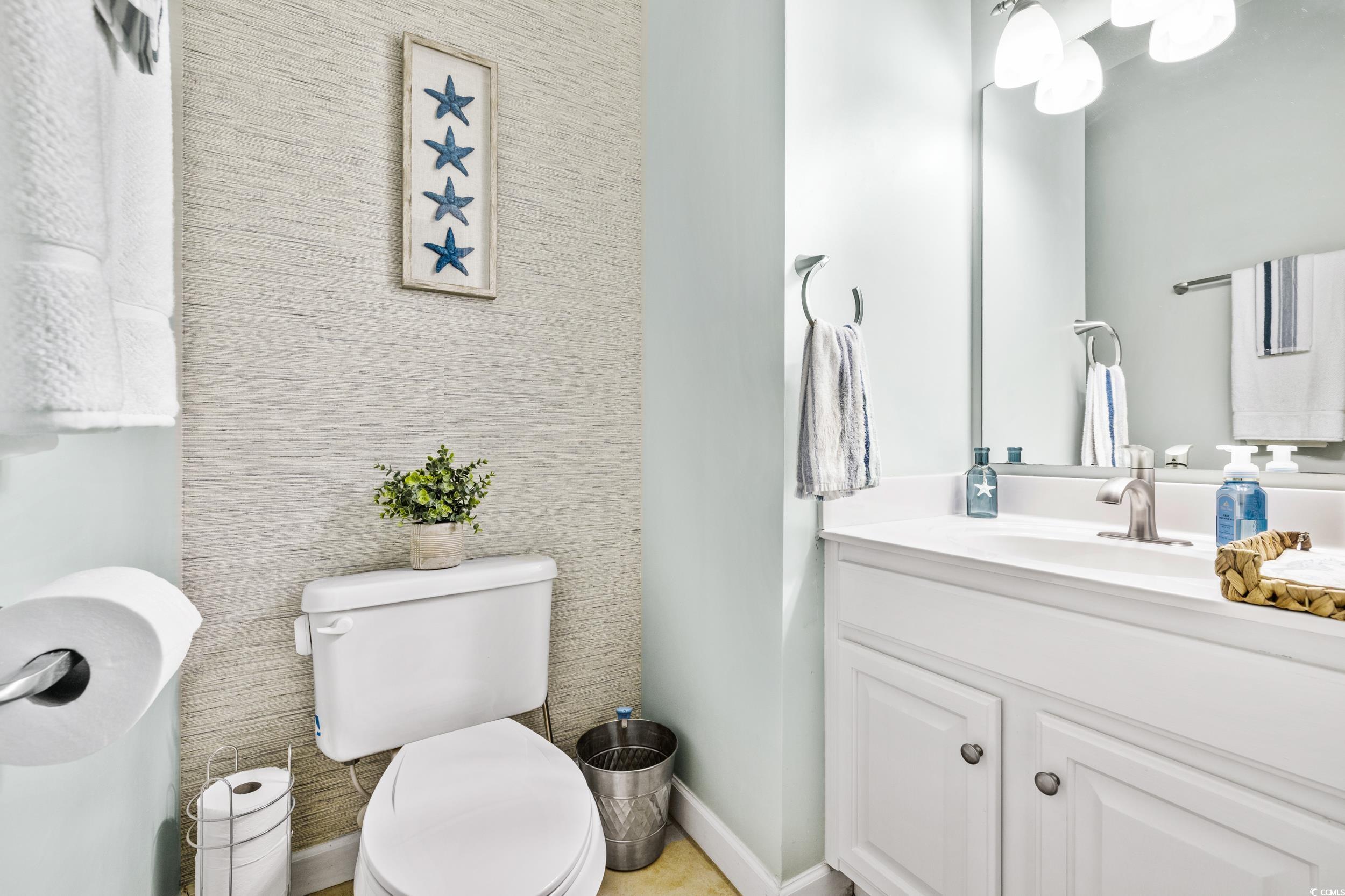 Photo 6 of 36 of 270 Country Manor Dr. B townhome