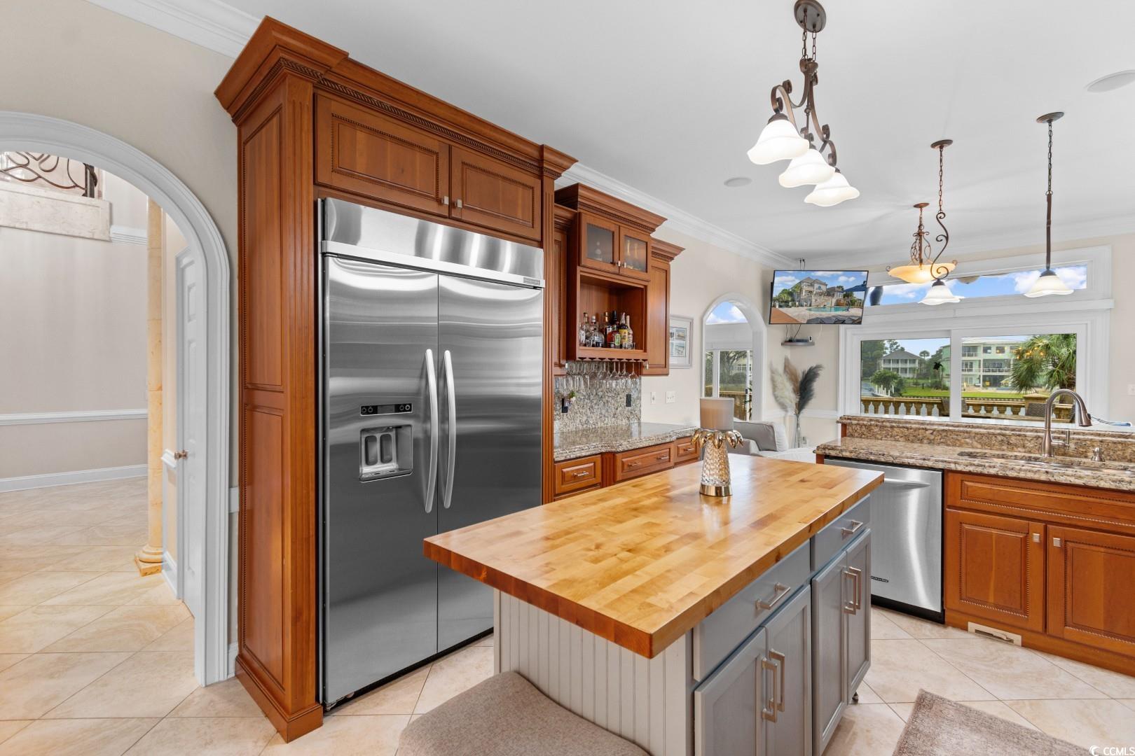 4800 Williams Island Dr.