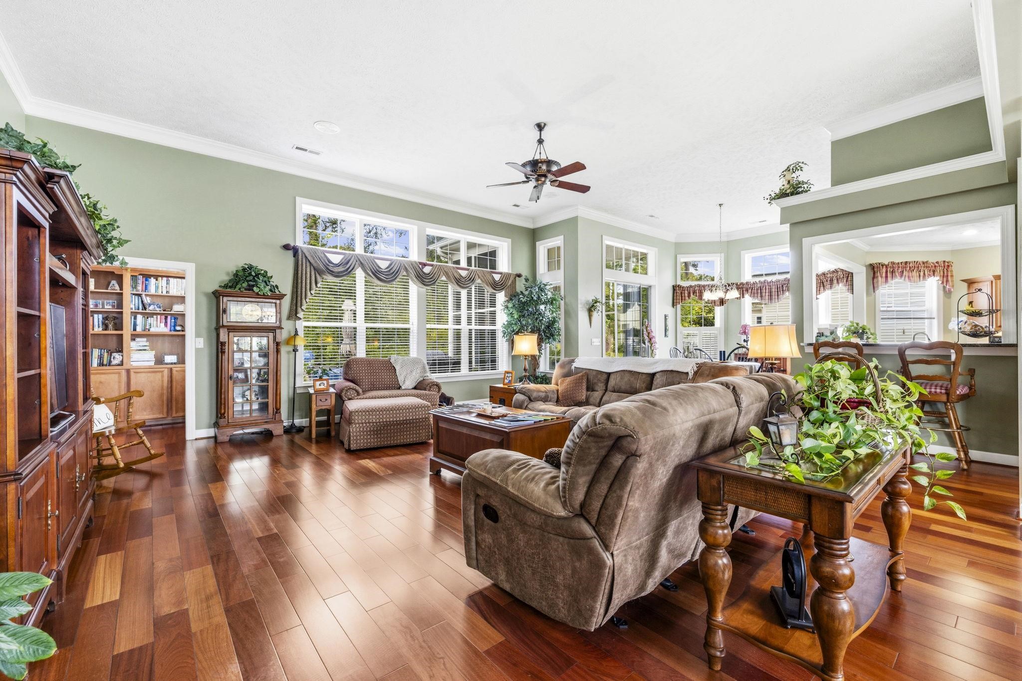 109 Wicklow Dr.